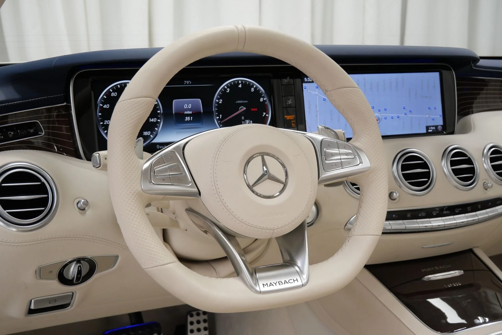 mph014_2835074335_Used_2017_Mercedes_Benz_Mercedes_Maybach_S650_Cabriolet_1758656467_0983a4ec2f