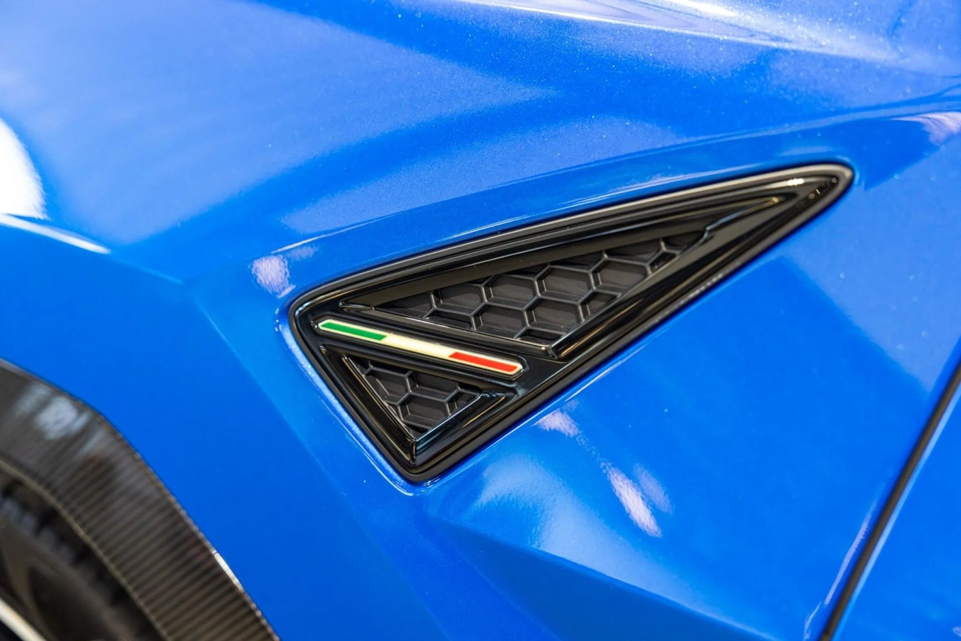 mph014_2837226562_b_Q_4251705d2f