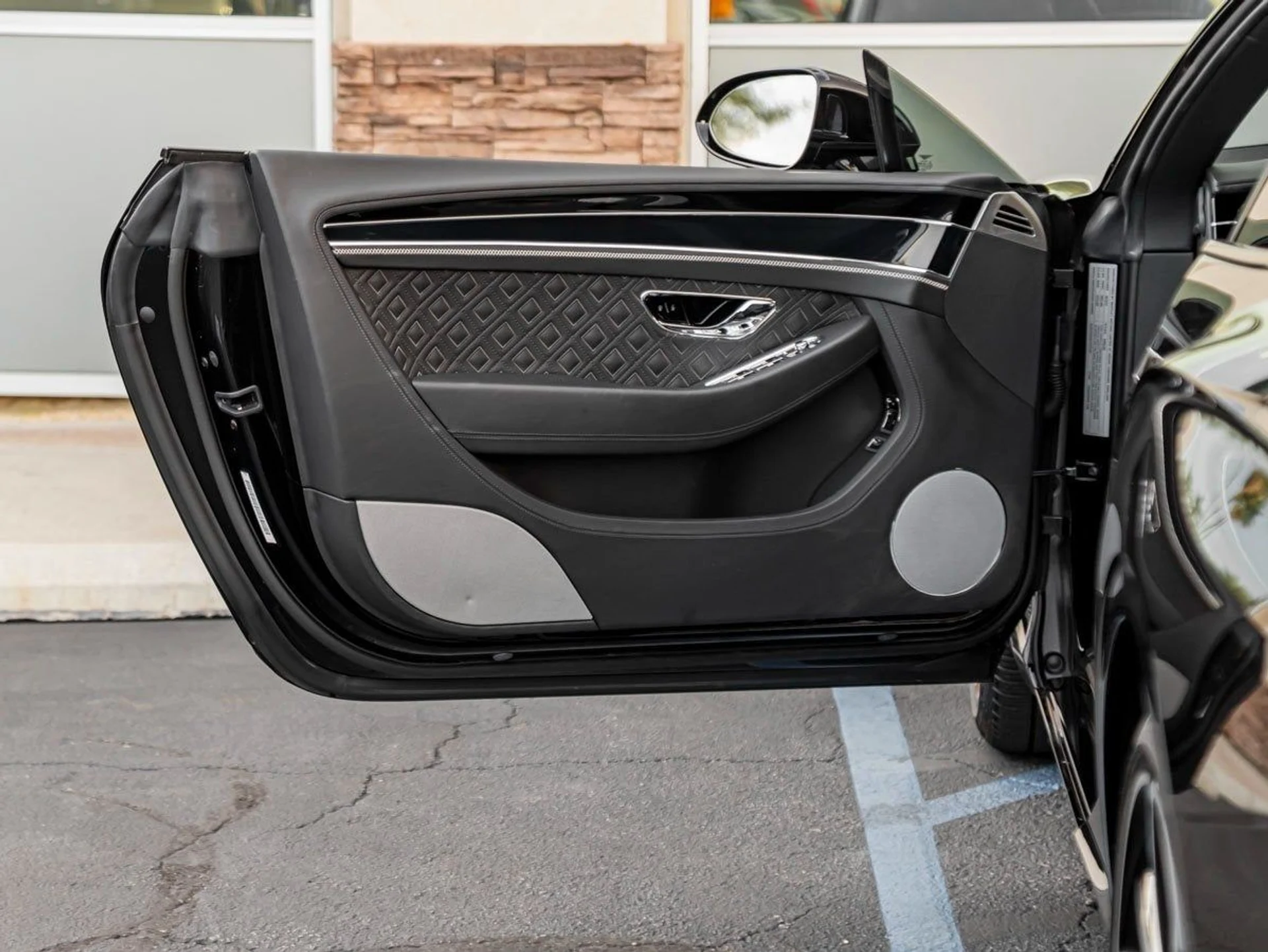 mph014_2838412011_15_bd28f68faf