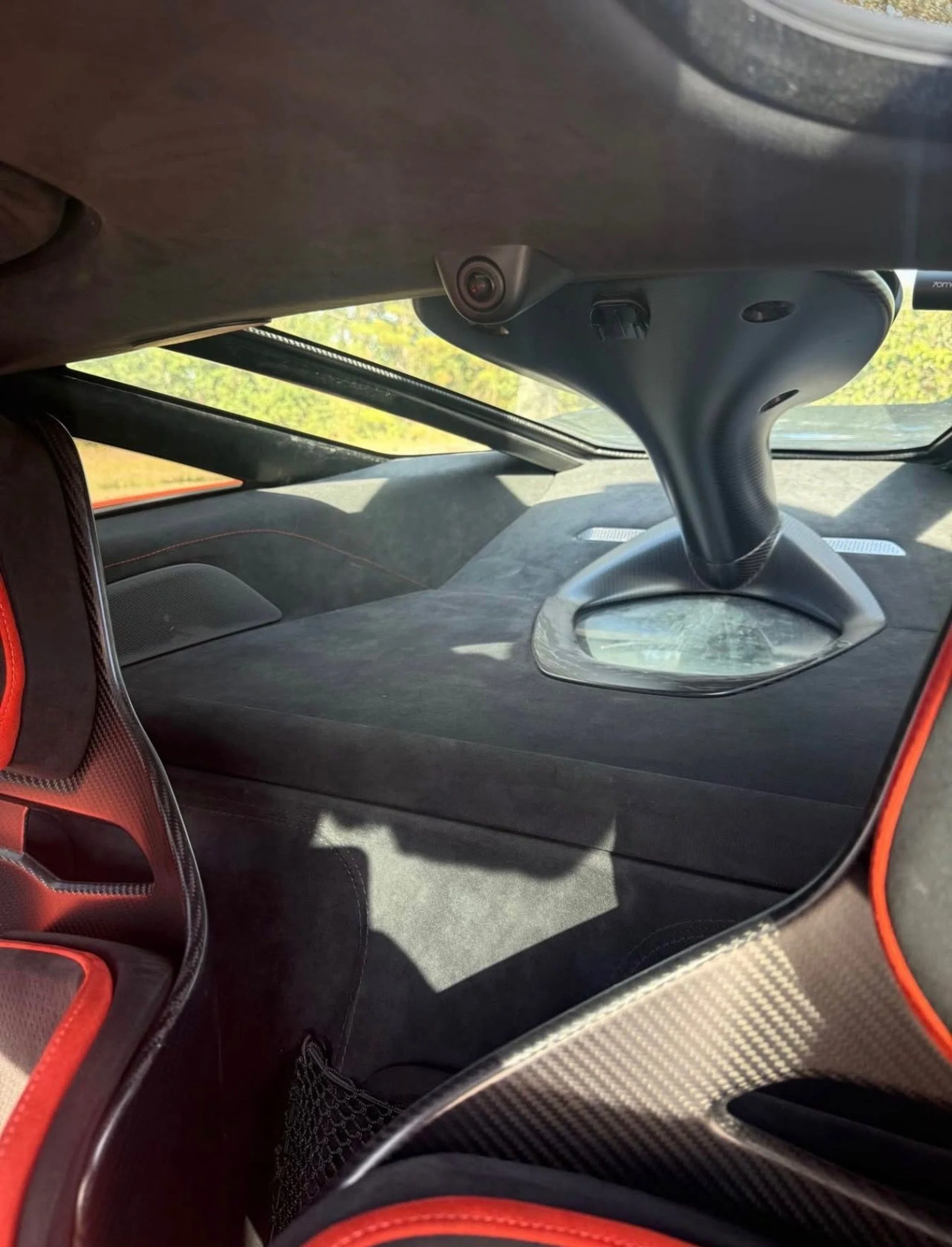 mph014_2838724323_Used_2021_Mc_Laren_765_LT_1760386602_8d2da3e21c