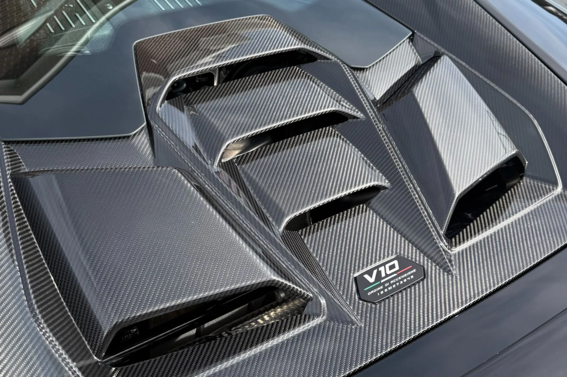 mph014_2842002111_Used_2024_Lamborghini_Huracan_Tecnica_1749685909_14975bb186