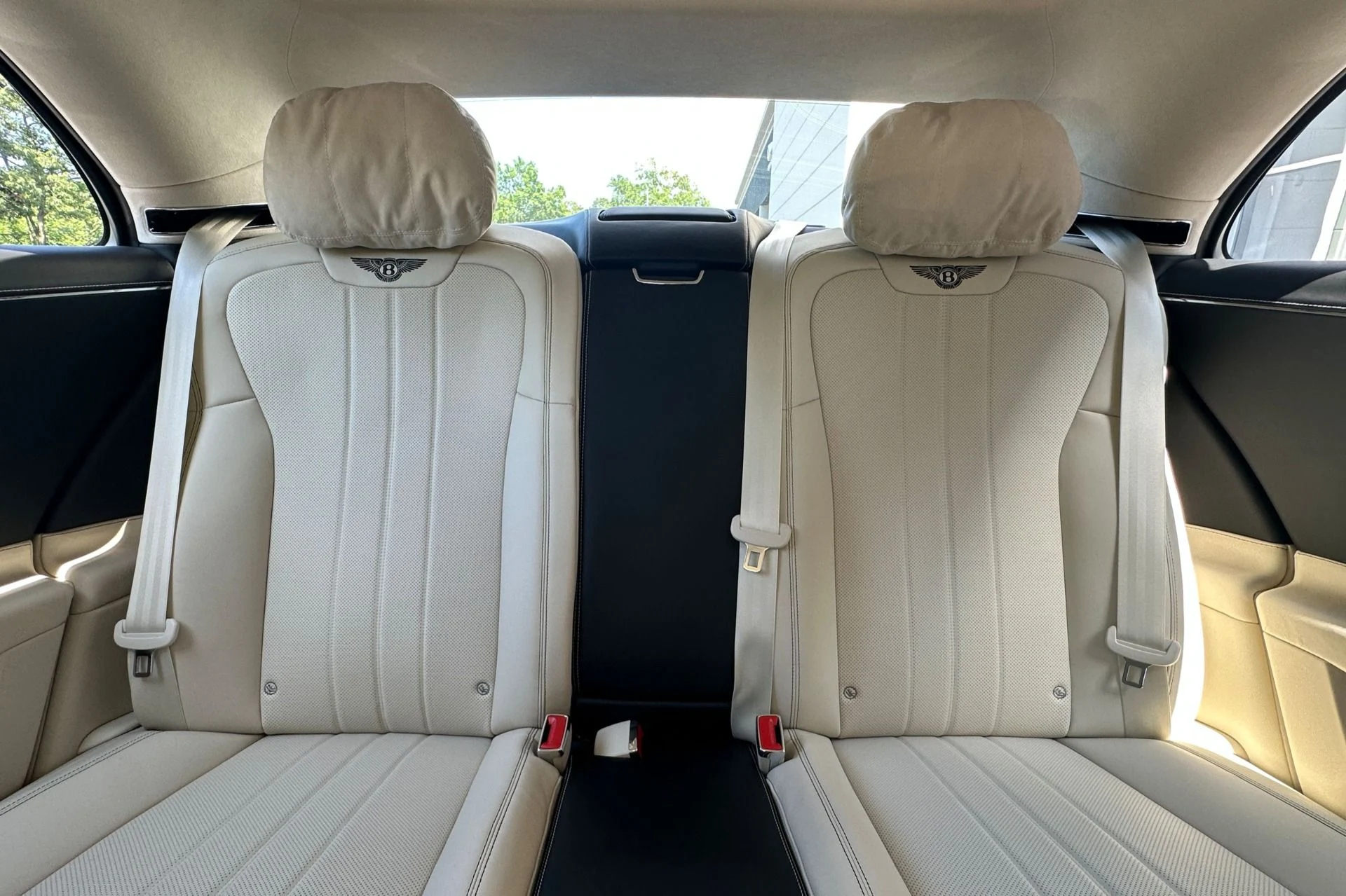 mph014_2842449021_New_2026_Bentley_Flying_Spur_1783694530_07a0f13802
