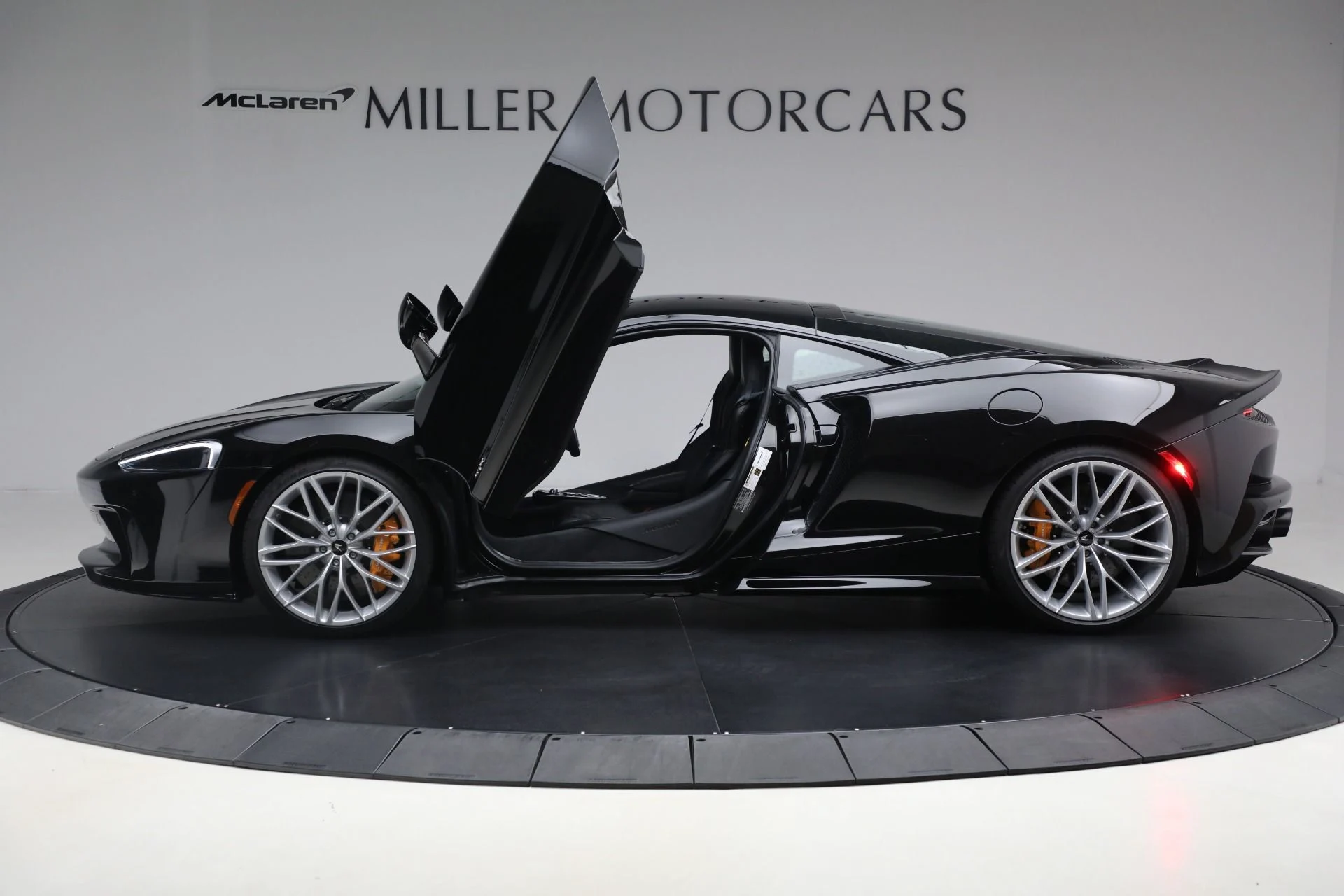 mph014_2843838714_New_2025_Mc_Laren_GTS_Tech_Lux_0953dea501