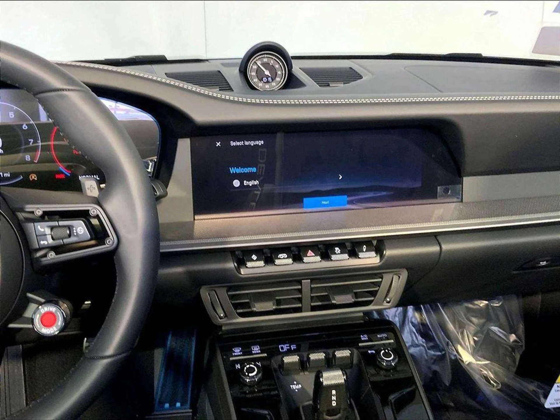 mph014_2851202917_uff_Wc_E2_K_Kc_R_Il_B_Bz_n_UM_yy_U44_I_57e7155319