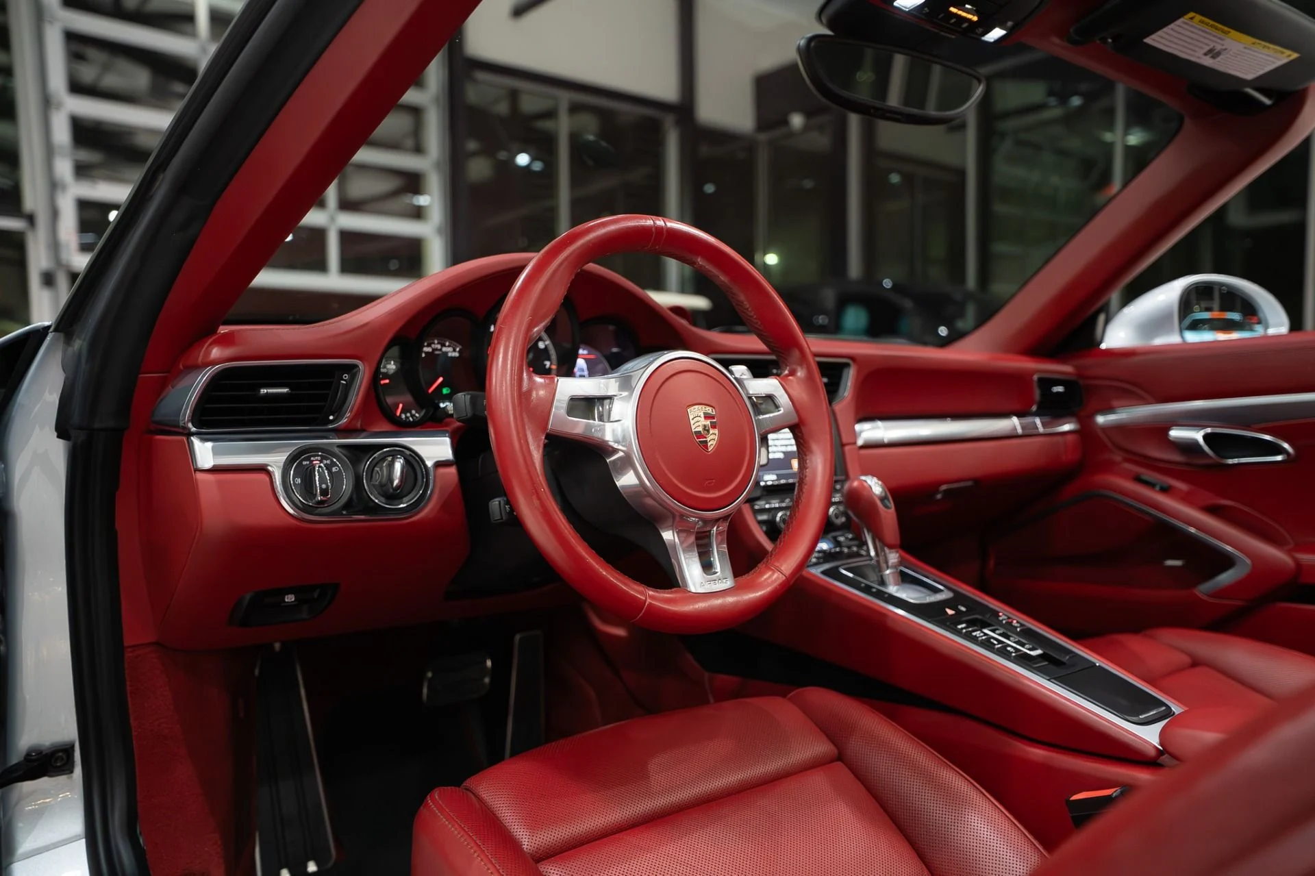 mph014_2852746780_13247_p15_l_7565c2120c