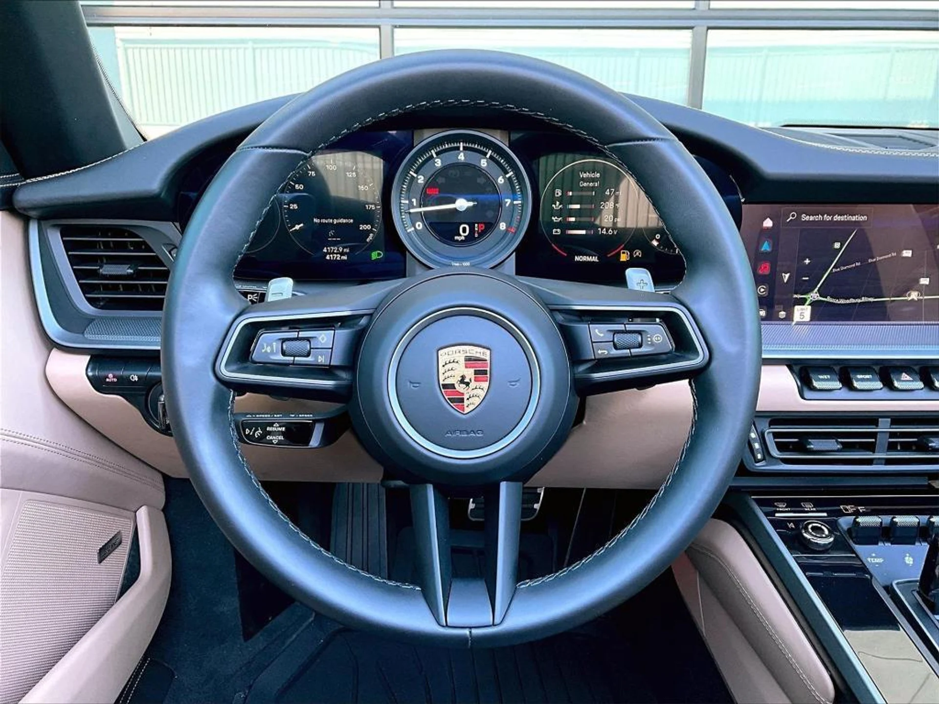 mph014_2858759817_W_Yl_Ztau_Q_AK_0cyrsb_EQUEMU_JI_5ed9cb78ff