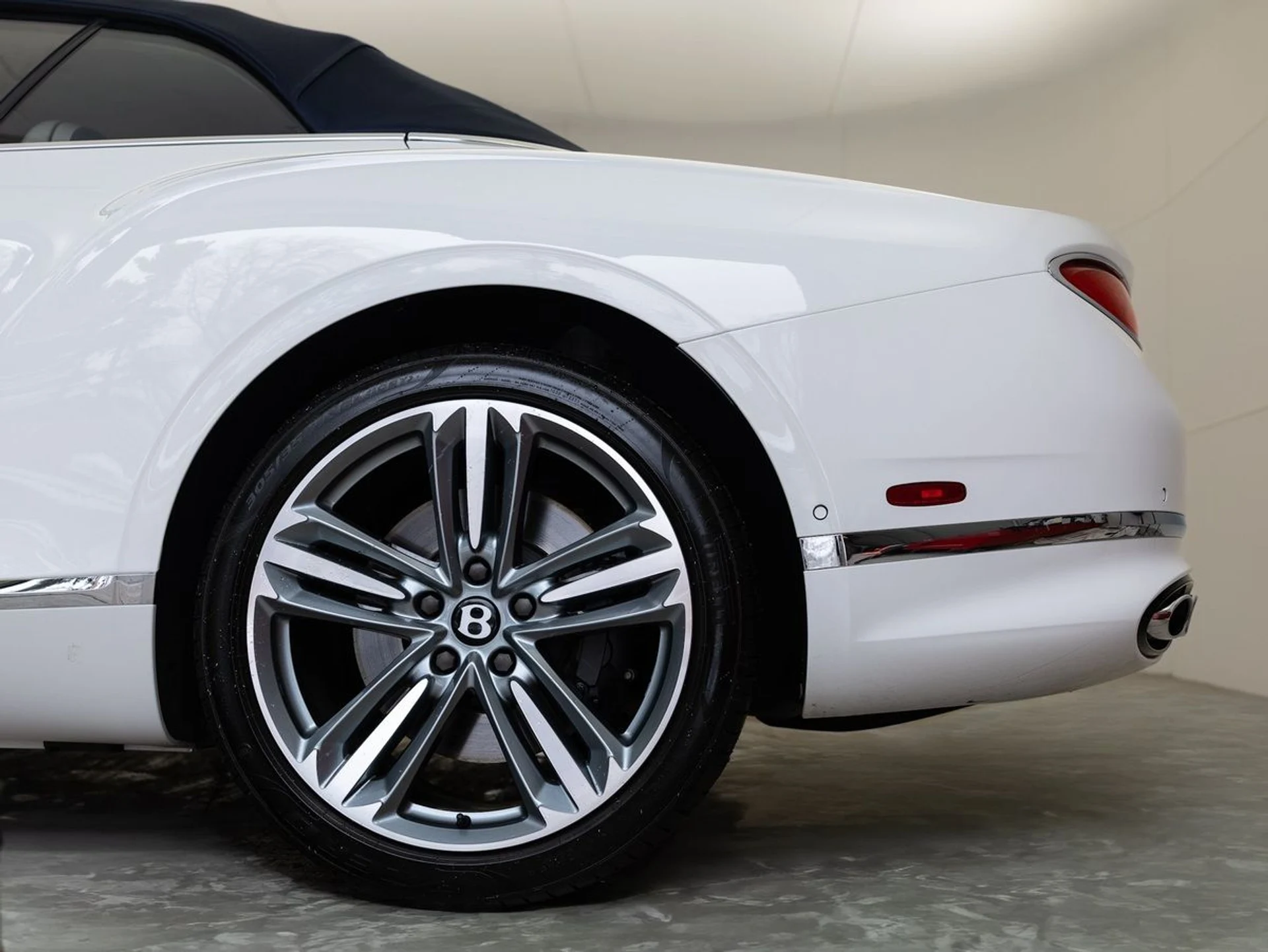 mph014_2864755834_39x7vrs02zplp7ibx2jn2k1v1ftf_323026122f