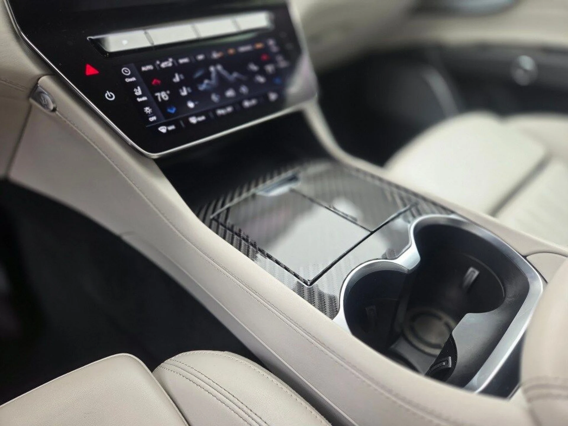 mph014_2867166544_670928d9c7b9aaac398ecaea96b30c65x_ea5654b556