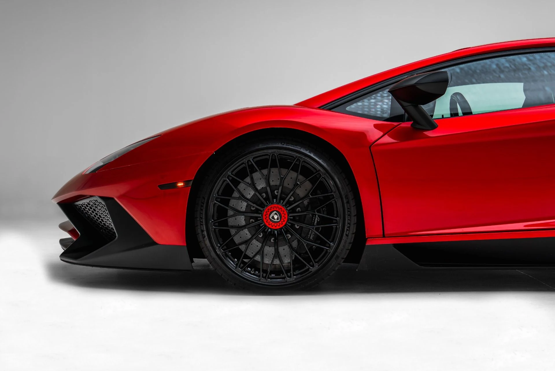 mph014_2867600806_Used_2016_Lamborghini_Aventador_LP_750_4_SV_1780962487_67c4608ddb