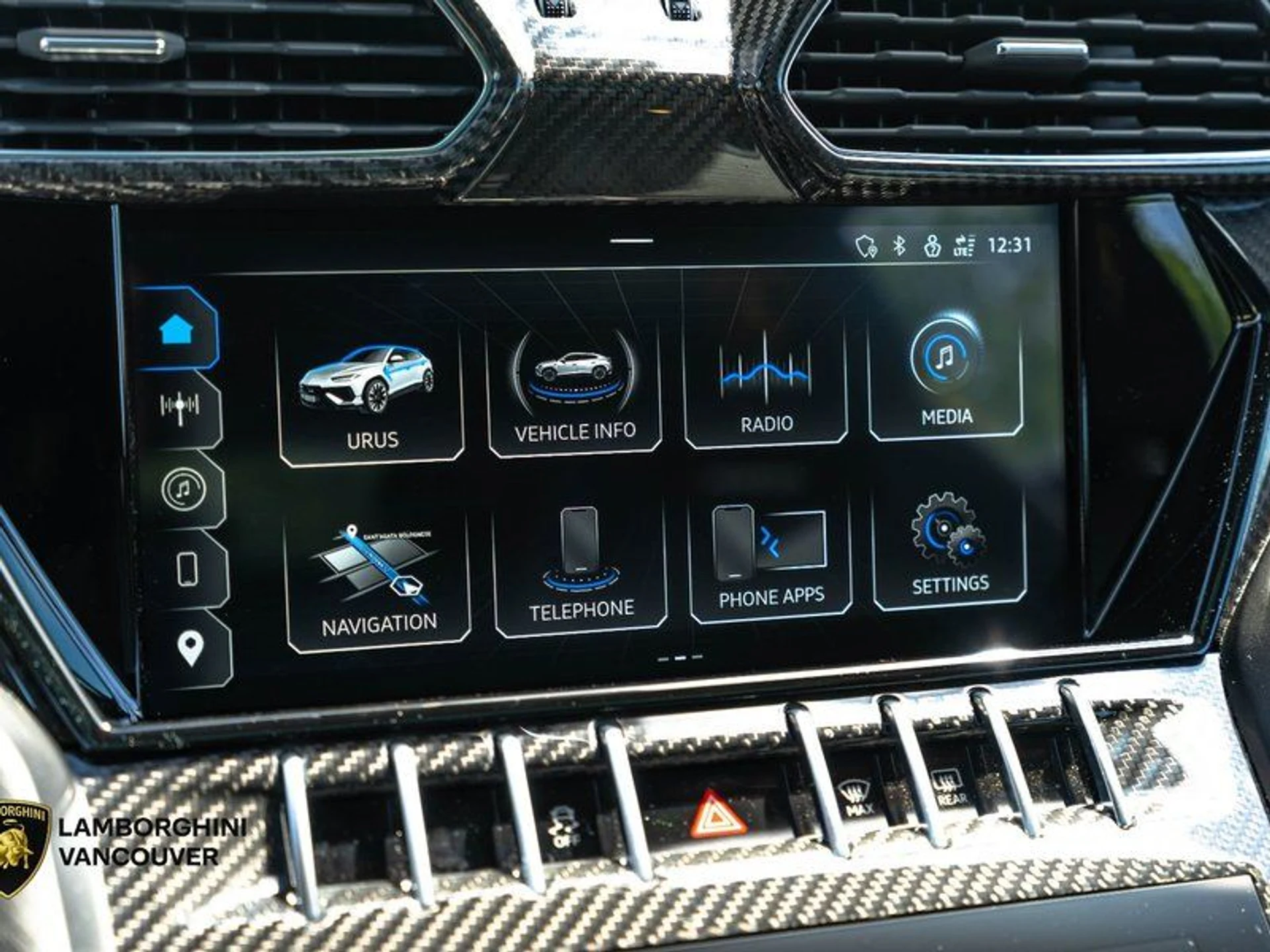 mph014_2868839234_38088919_00642_2024_lamborghini_urus_015_9cd34be411