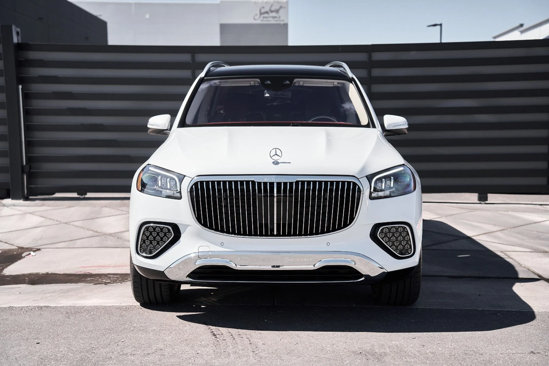 mph014_2872417941_Used_2025_Mercedes_Benz_GLS_Maybach_GLS_600_1759509780_d98d513876