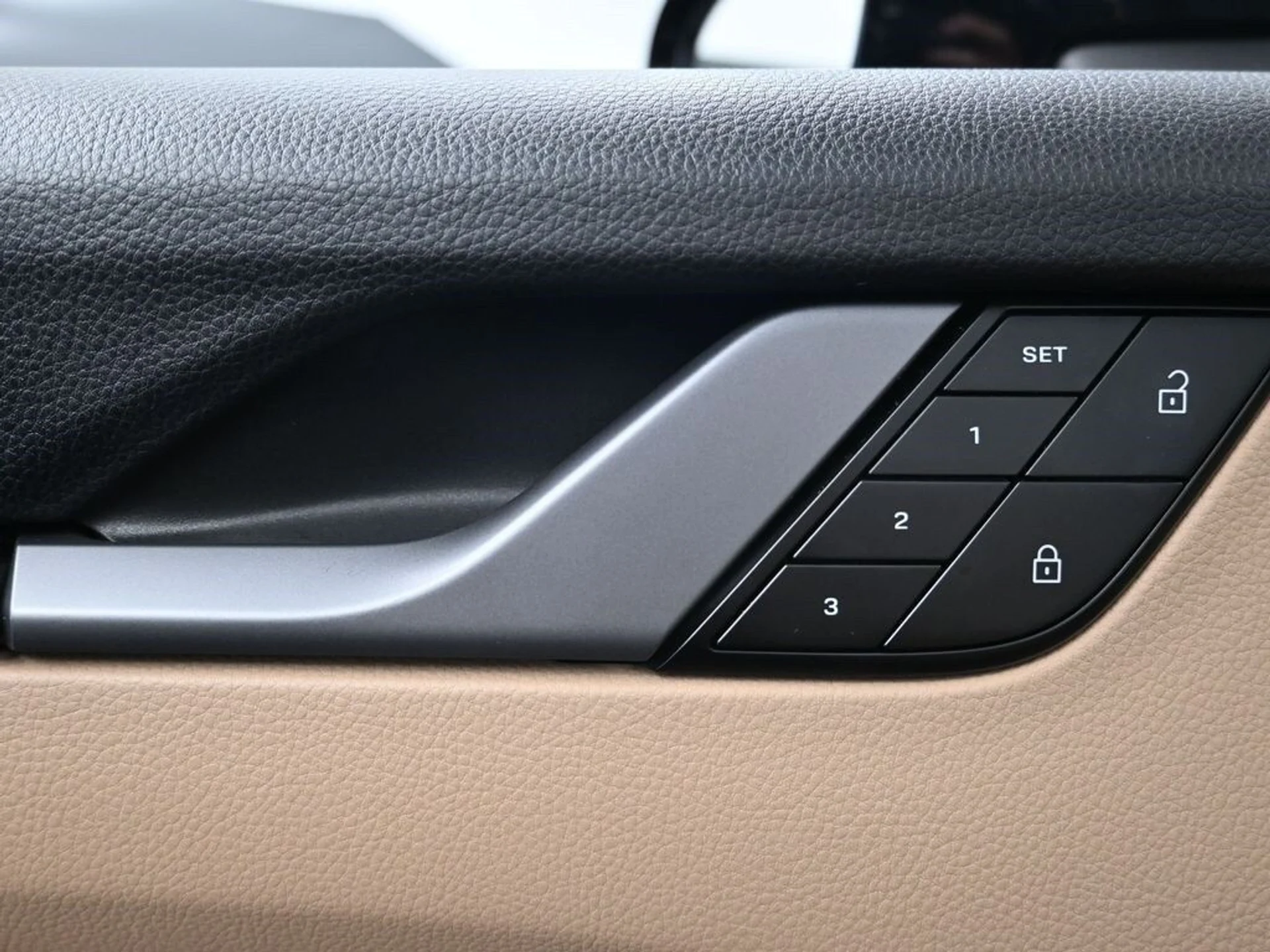 mph014_2875045211_701dd4c4ae13ba4808fe1c200ce8a6a3x_e7bfe7c317