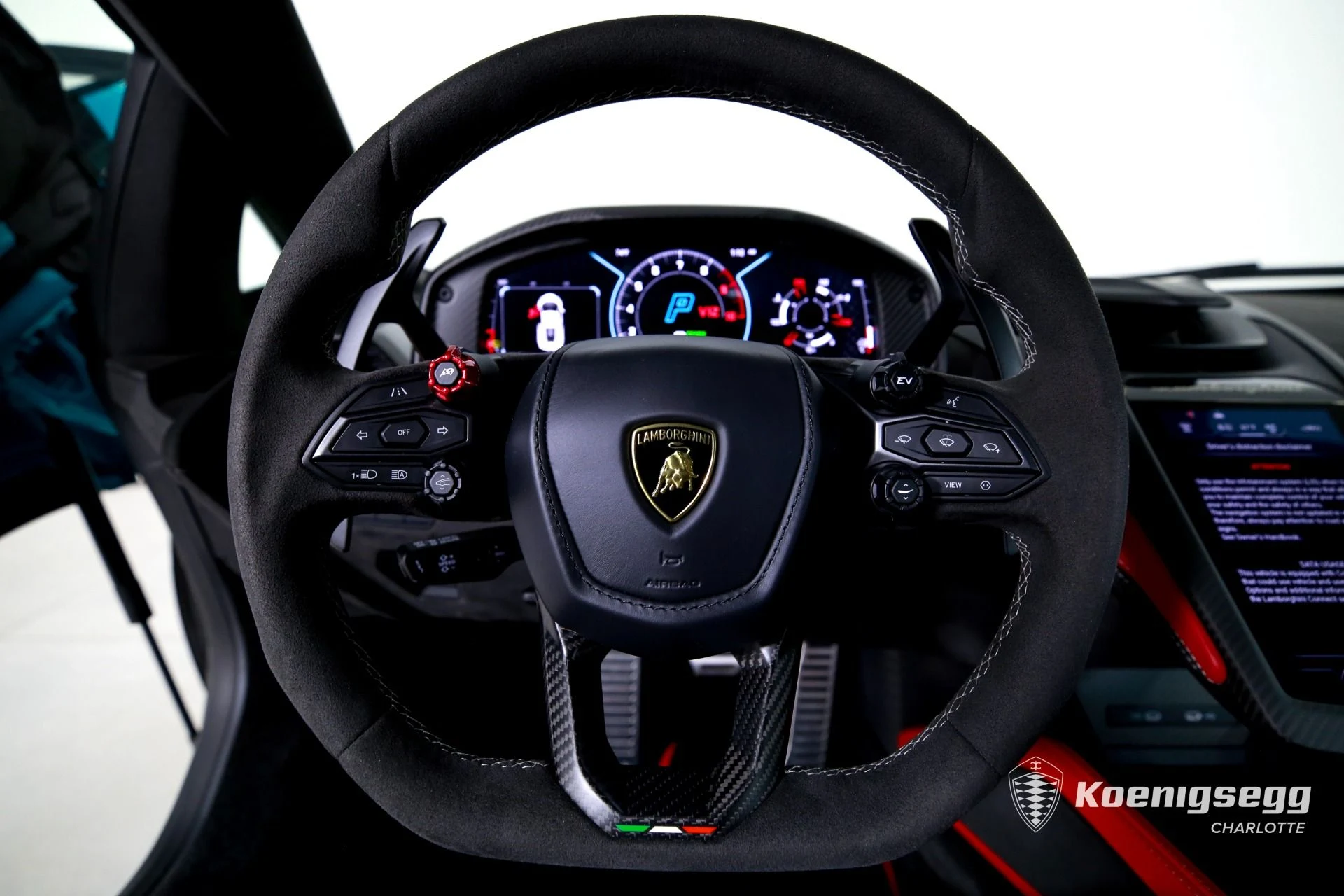 mph014_2877666210_Used_2025_Lamborghini_Revuelto_1783438439_8e8ab0b44c