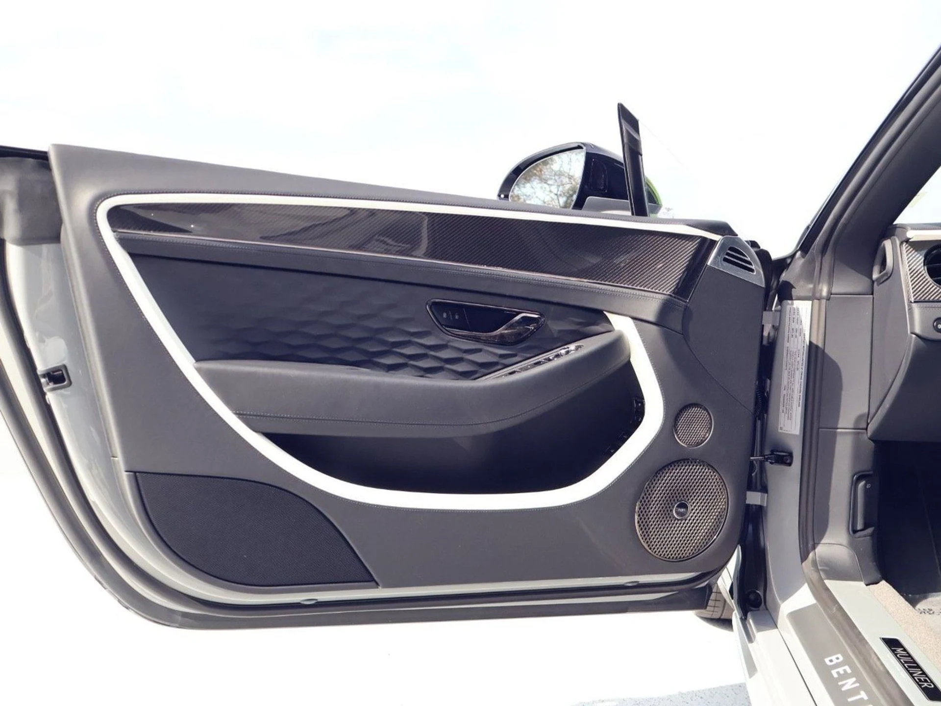 mph014_2879327844_42531f812c2b883888683ee65f00d101x_74b7df9ea4