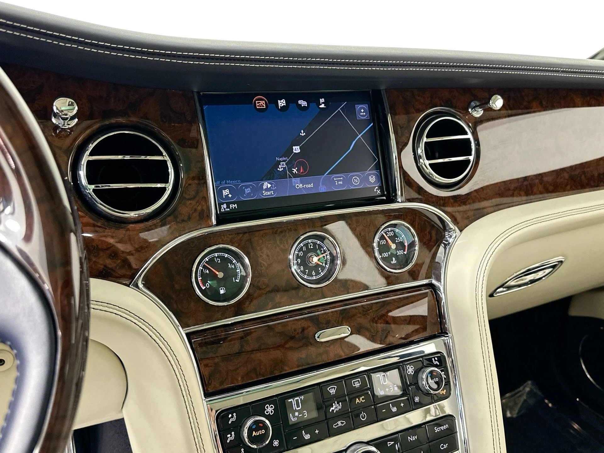 mph014_287948633_15_df2e684a46