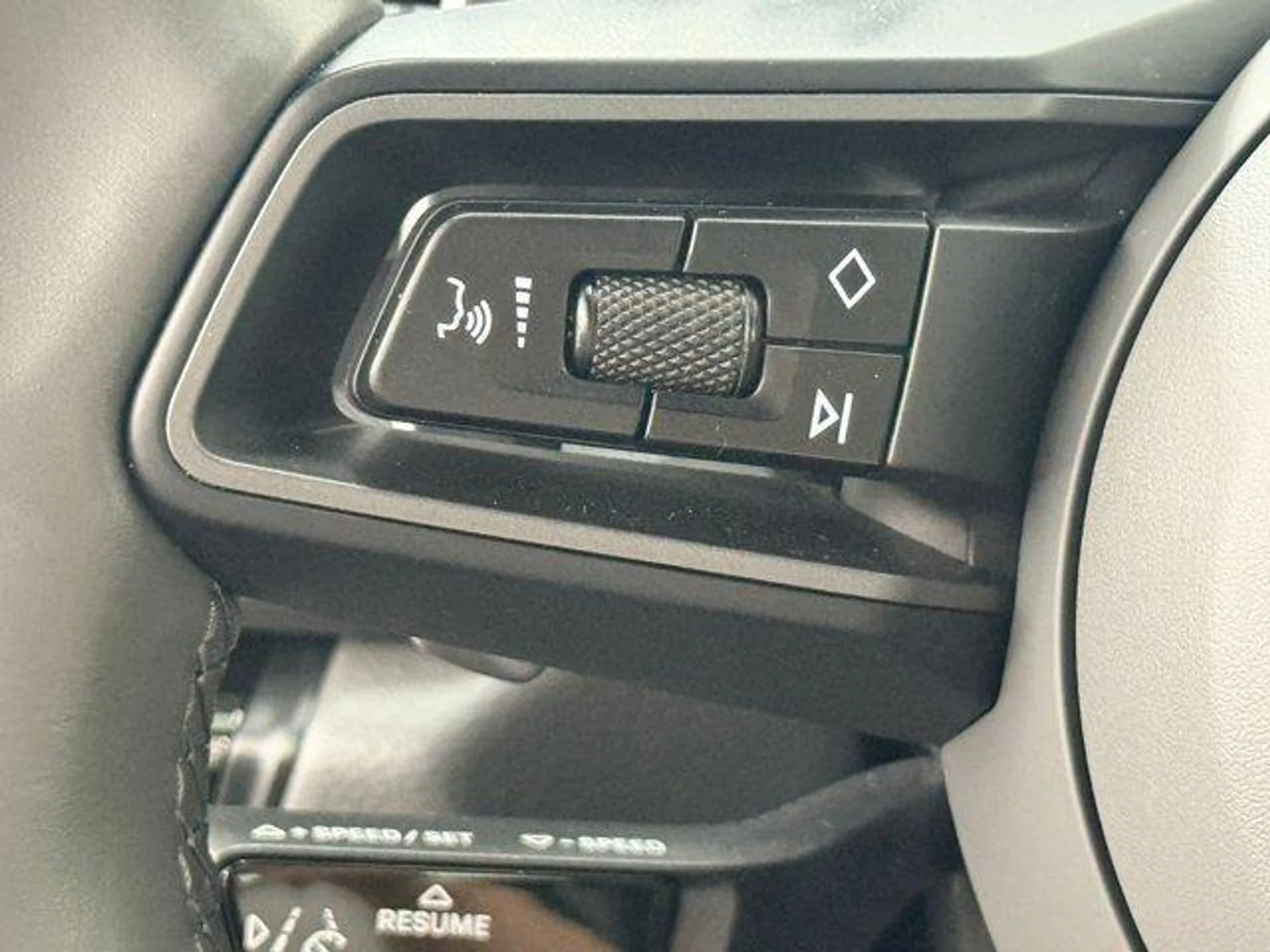 mph014_2882183744_76_Seozb4j_Cxg_Tm_S4_Ki9ib9ra_Gww_1d1f01ef1a