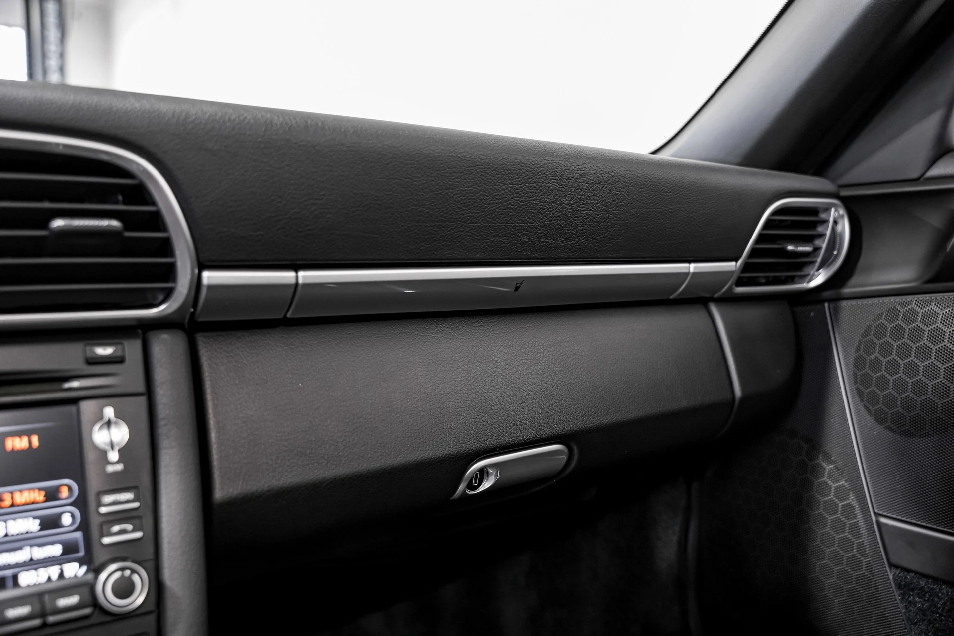 mph014_2882350068_c4b8a6ab1addf111d8271c55c1c8ebdcx_24ea566535