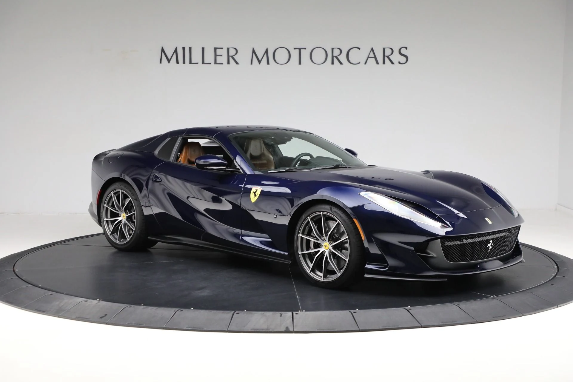 mph014_2882611863_Used_2022_Ferrari_812_GTS_1739974225_0a66c90580