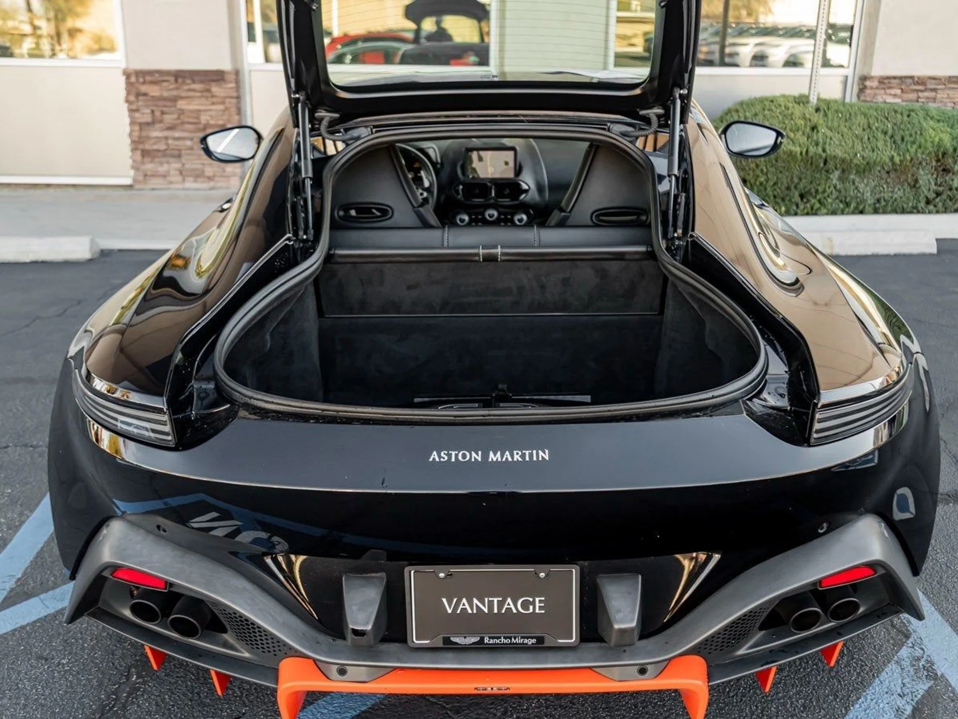 mph014_288548965_15_21a8a79717