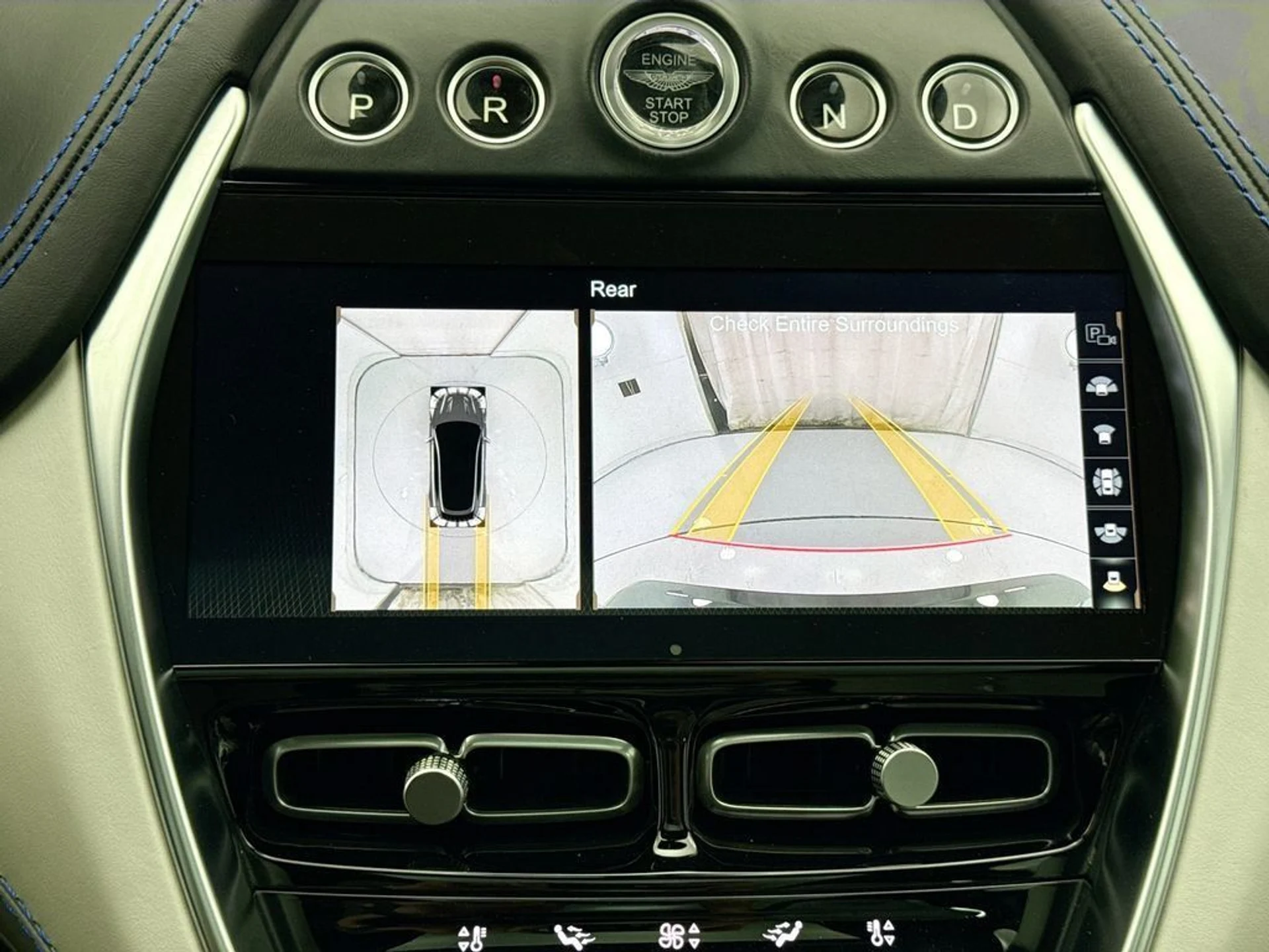 mph014_2894153319_used_2022_aston_martin_dbx_awd_8119_23003942_15_1024_0d3dfd373c