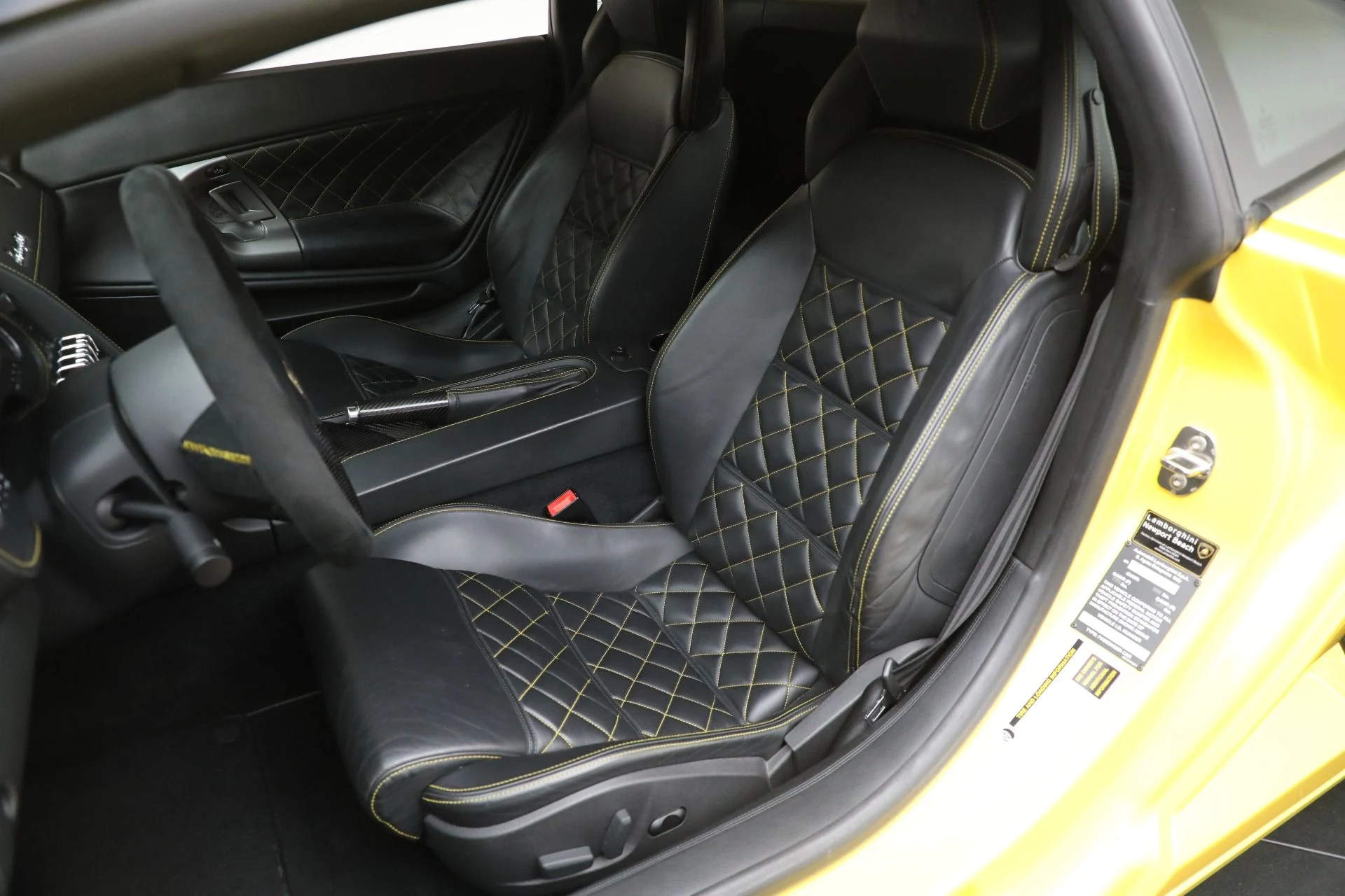 mph014_2896112702_Used_2011_Lamborghini_Gallardo_LP_550_2_2ead871396