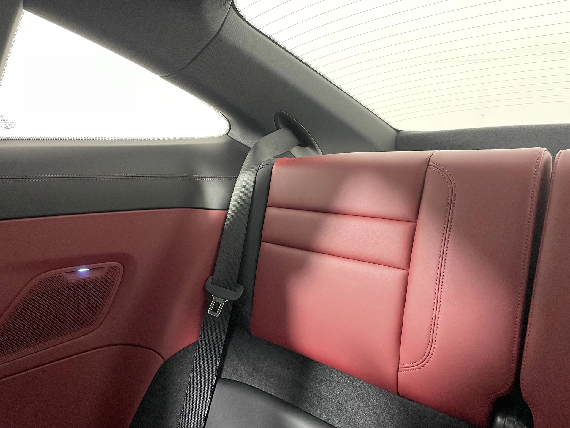 mph014_2900717664_594415d36017664aff1beb2c43dbadd2x_43ce1a305e