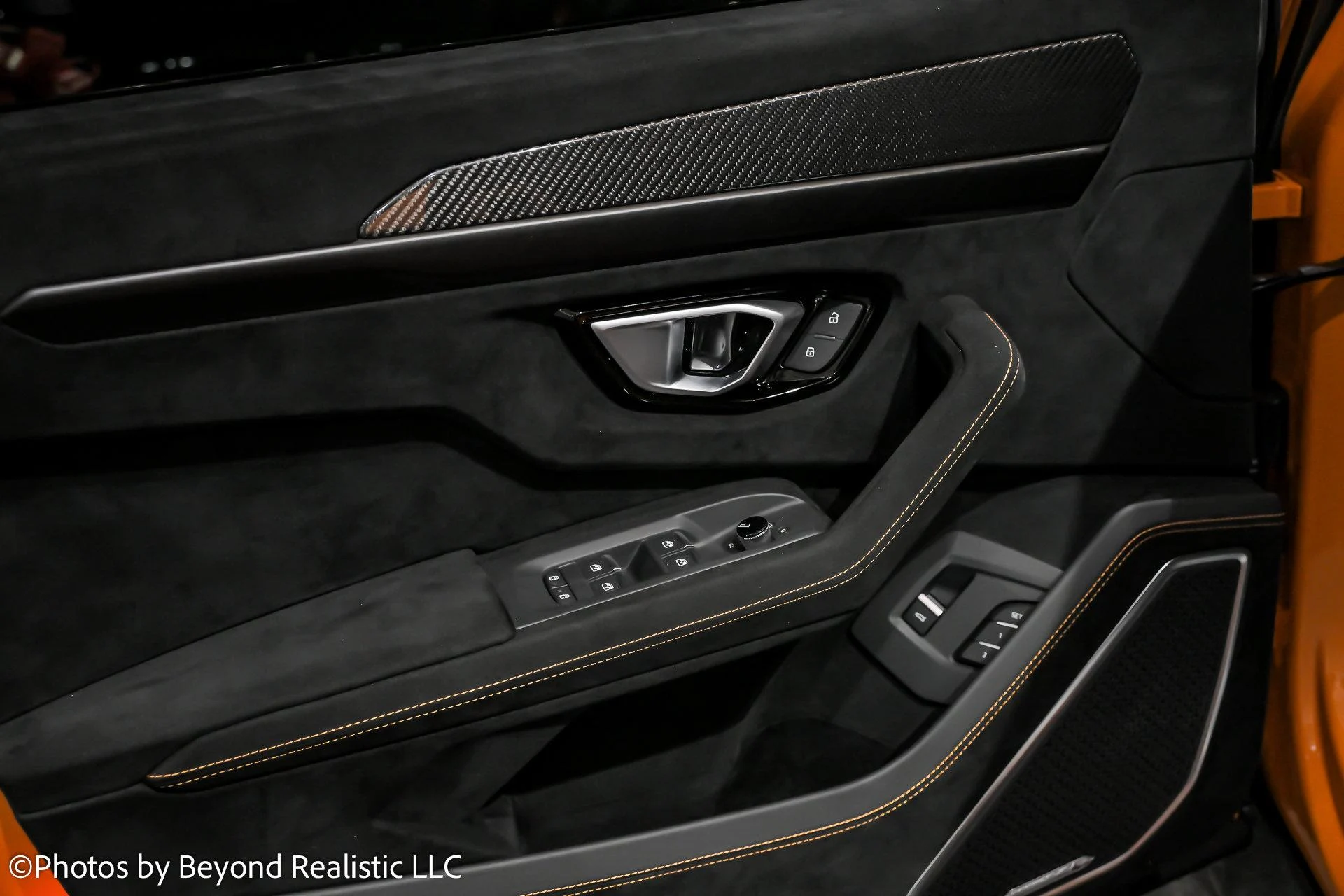 mph014_290120876_Used_2024_Lamborghini_Urus_Performante_1765964551_d4727656f6