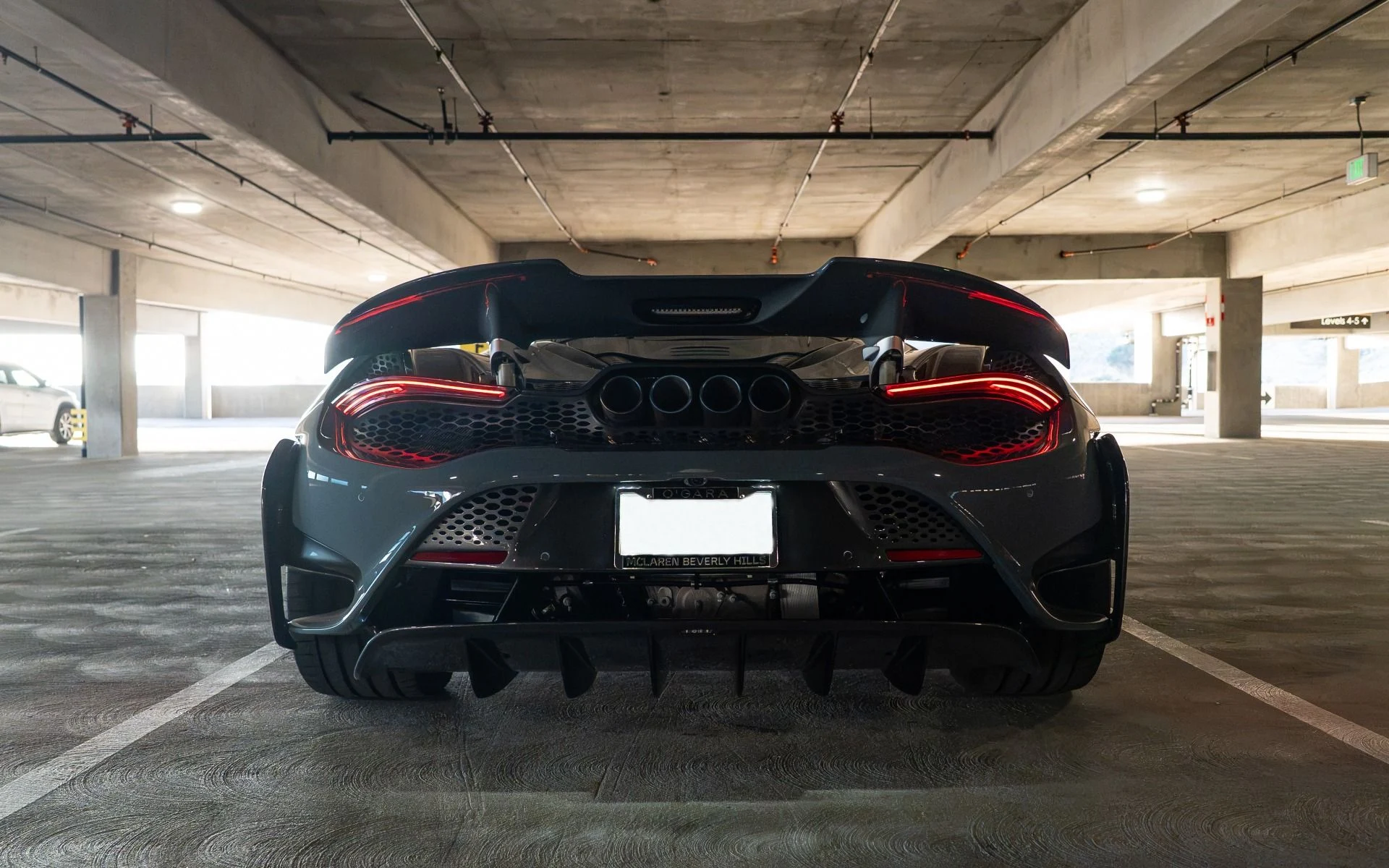 mph014_2901862362_Used_2021_Mc_Laren_765_LT_1785775271_995367be94