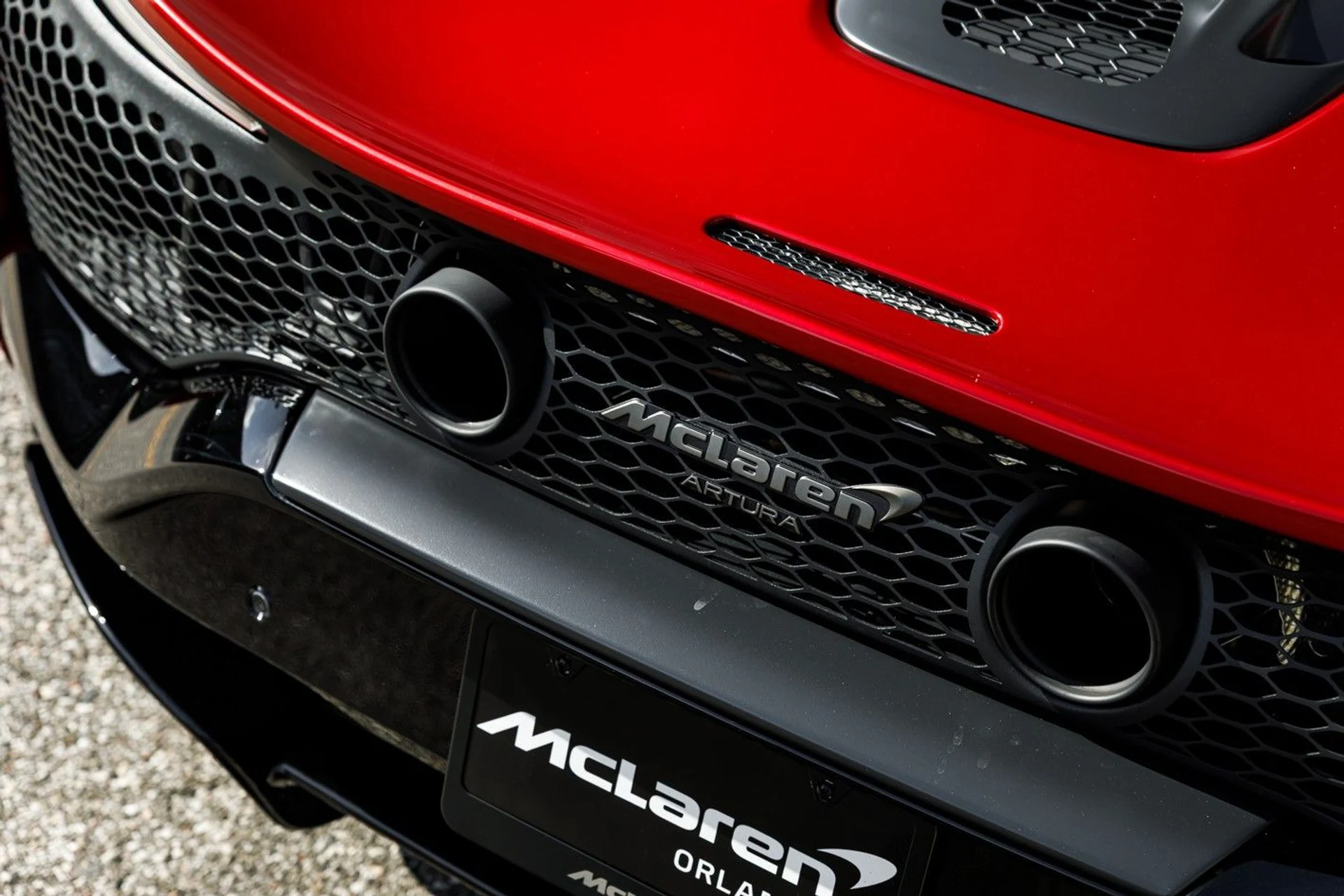 mph014_2907037979_635_p15_l_9cdbc832d3