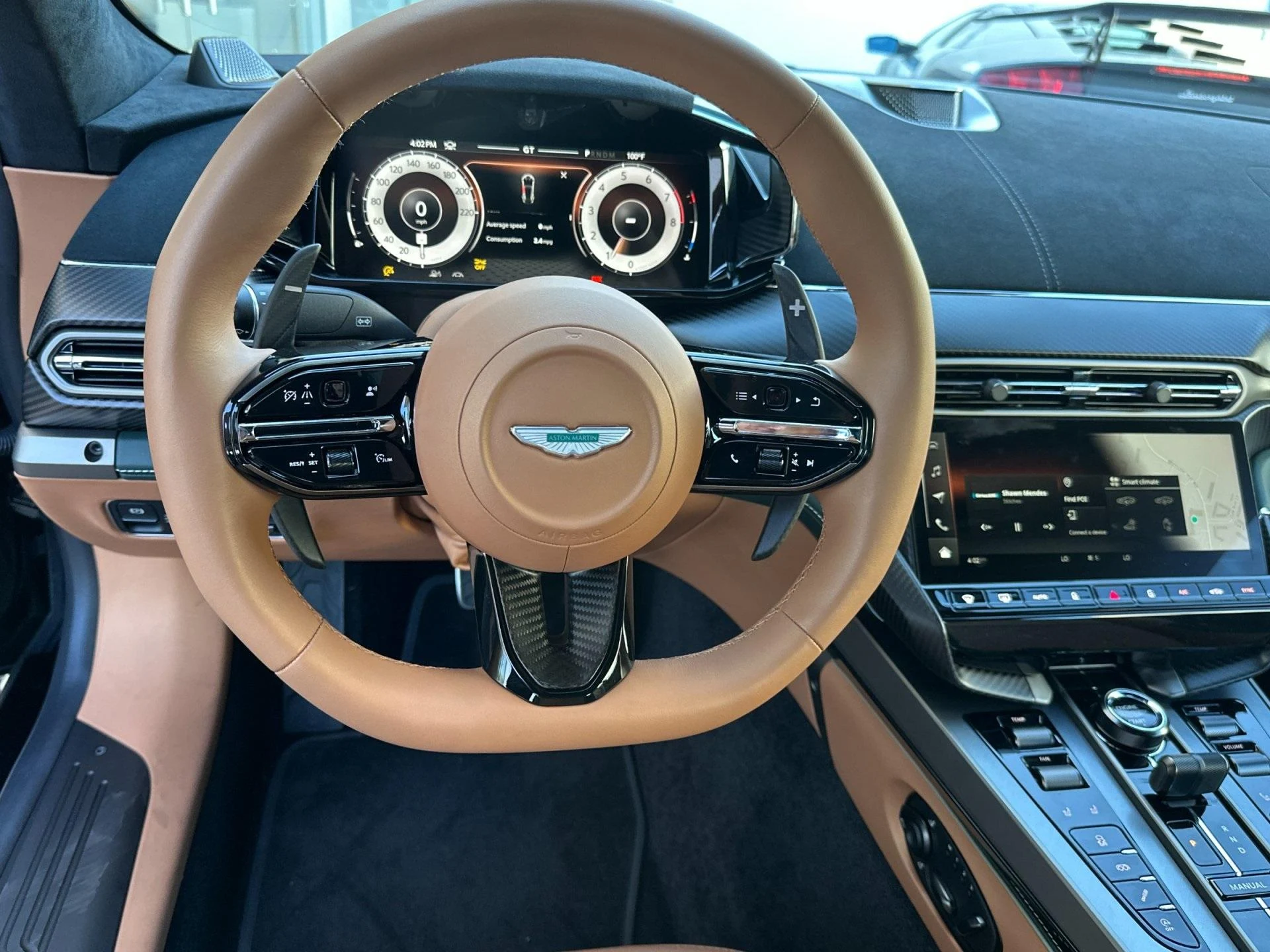 mph014_290762597_New_2025_Aston_Martin_Vanquish_Coupe_1758724516_add5e2151f