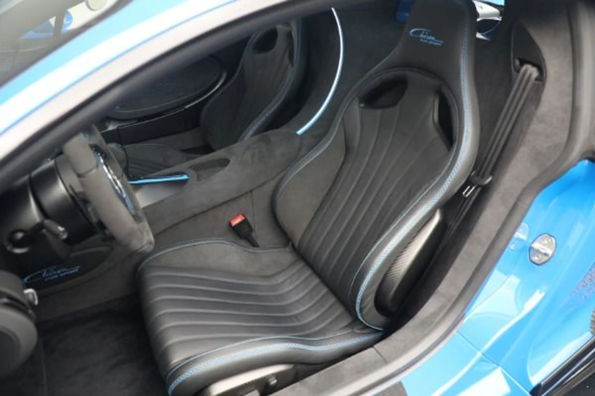 mph014_2926641109_Used_2021_Bugatti_Chiron_Pur_Sport_84a56c72d0