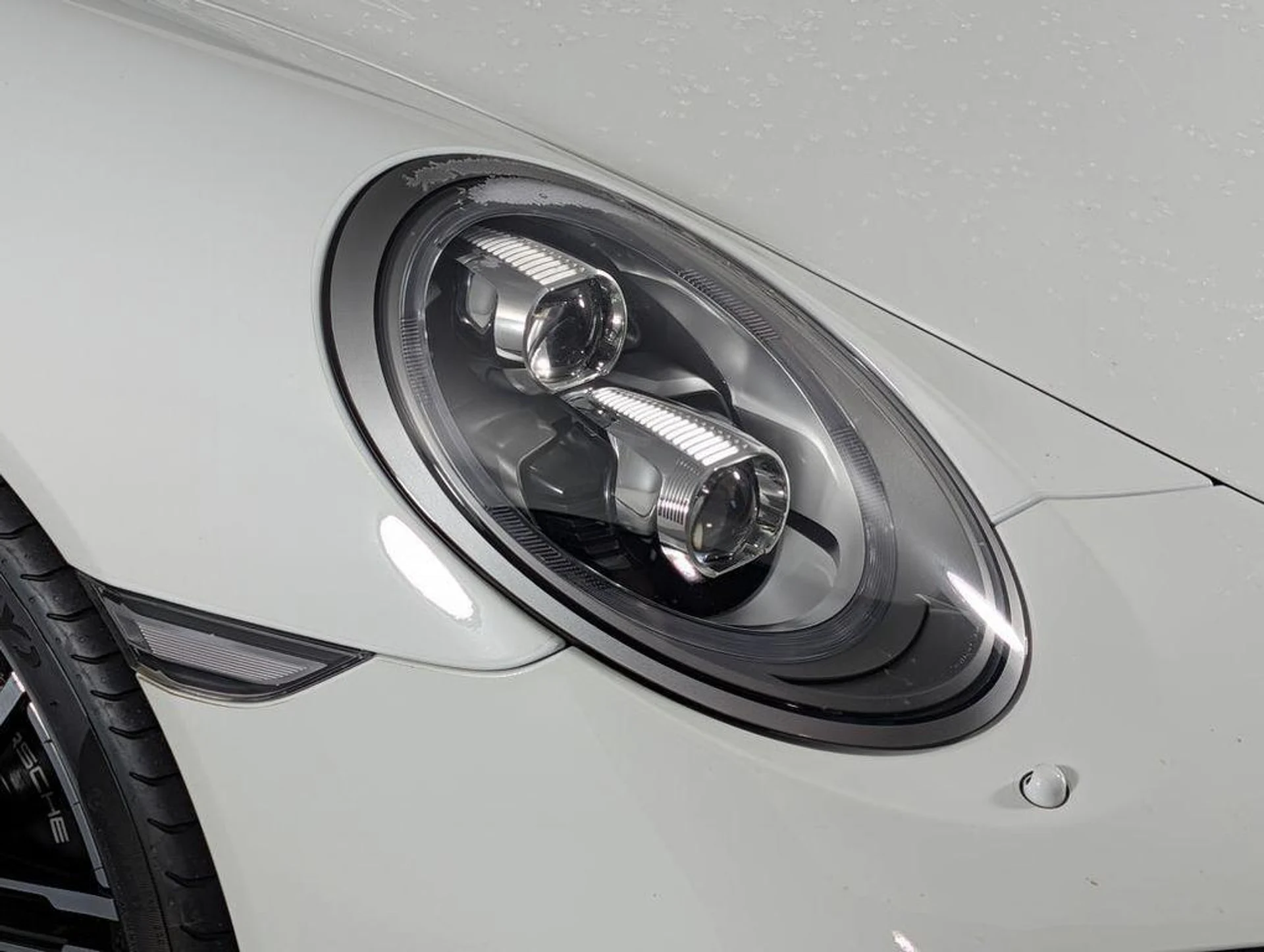 mph014_2933090322_hk5_Qf_o_Z8_W_Papl_Ioa_Dk_VQ_9_BL_Hq_A_c0370cb3fe