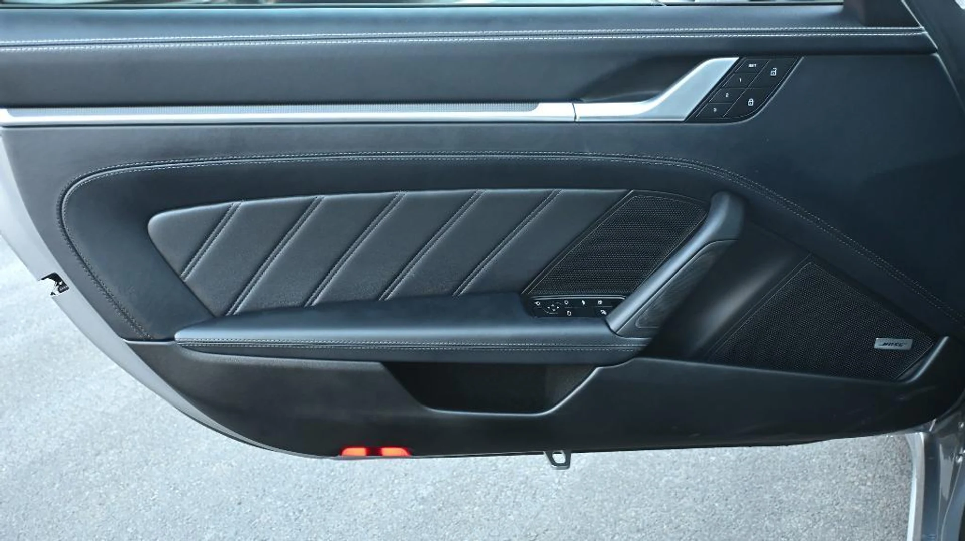 mph014_2935873332_R1g_G5_YZ_3vib0j_Ws7_J_NC_Zpir_MRQ_ceb2507d0a