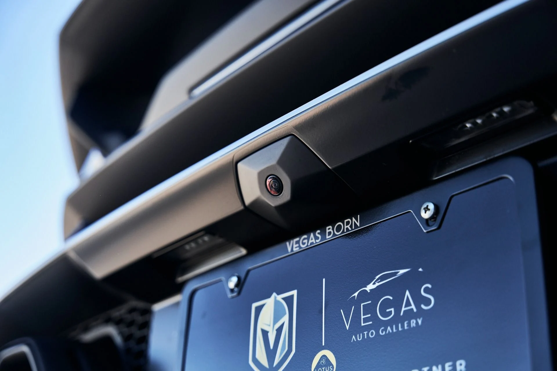 mph014_2937760707_Used_2023_Lamborghini_Huracan_Tecnica_Base_1774403142_fe912e68af