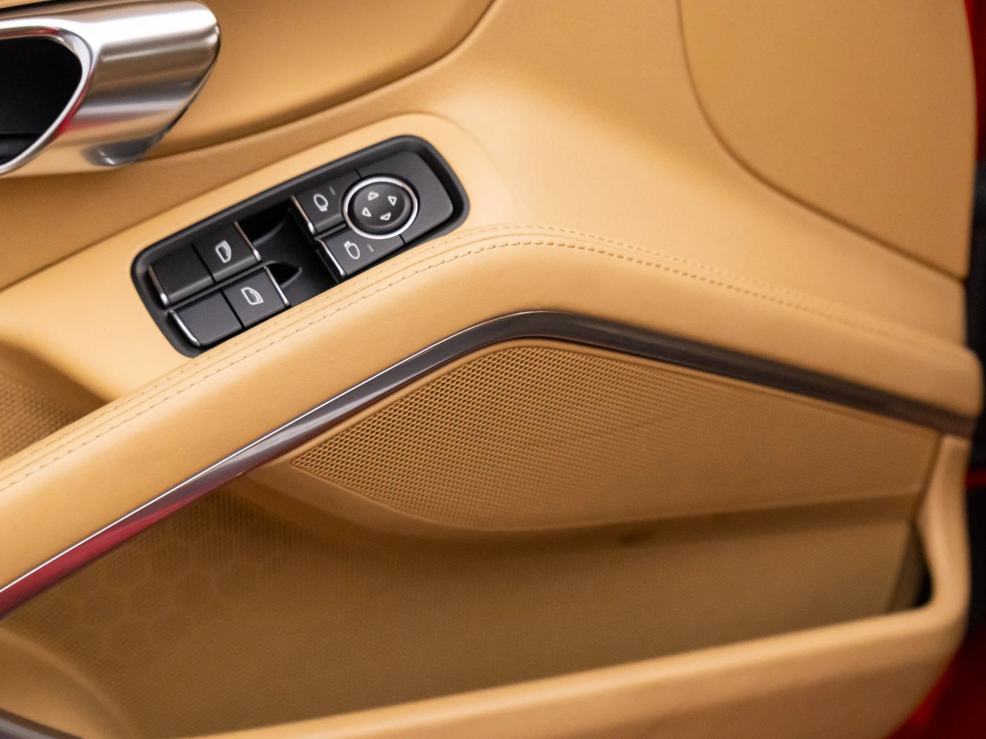 mph014_2943525401_fea6e4c7eb4d7c76a285ab9023547b93x_ddb245047c