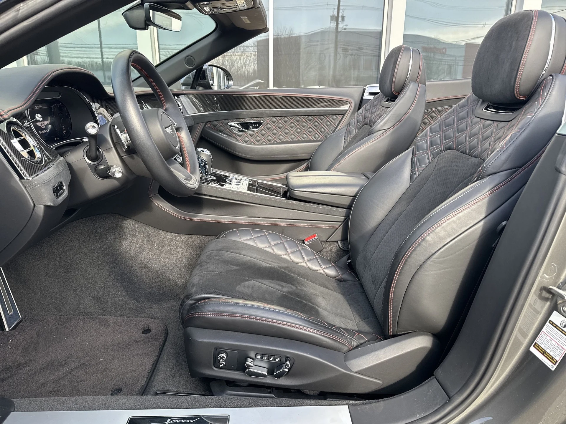 mph014_2962009298_805cf0603a23e8a779e46dabef786578x_446868b748