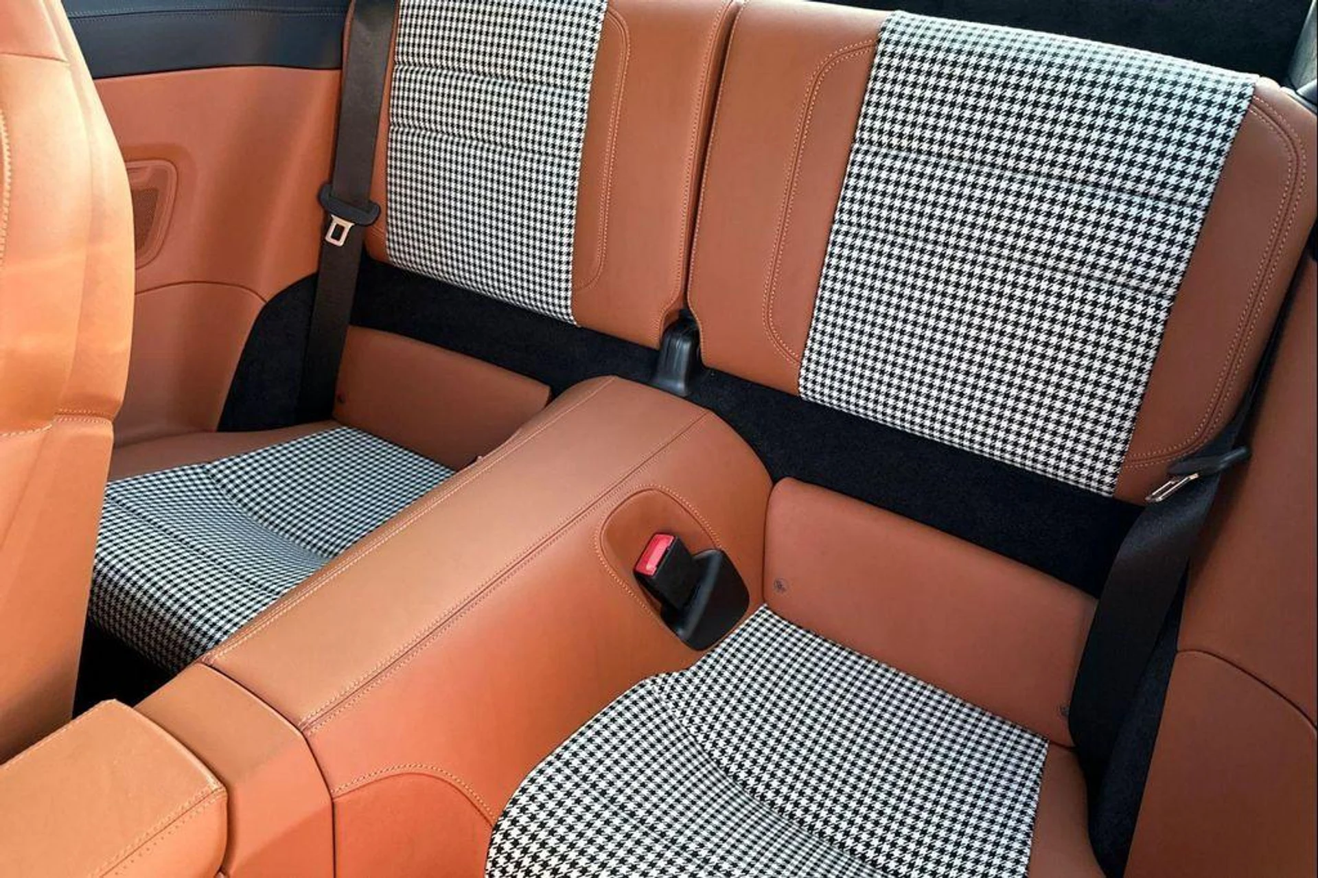 mph014_2967514508_TF_4_G_Zr_Kc_U_Cp_JH_13_QA_6fi_V05013g_943c2617b8