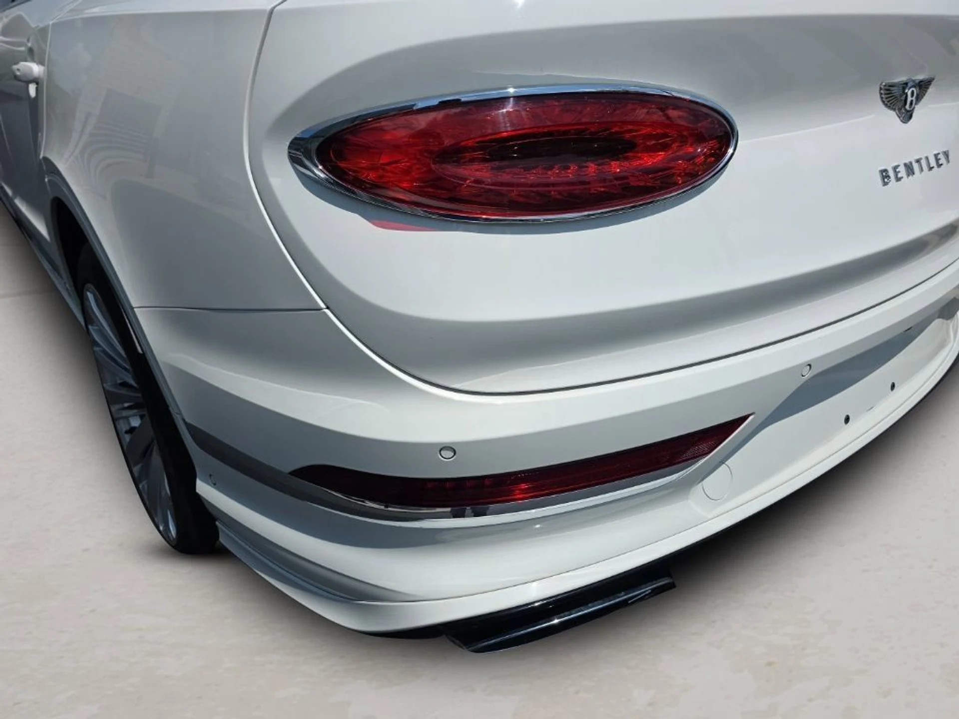 mph014_2968236456_028fd6d2d5dc41ffa19c1f1e5023a43c_76786228cc