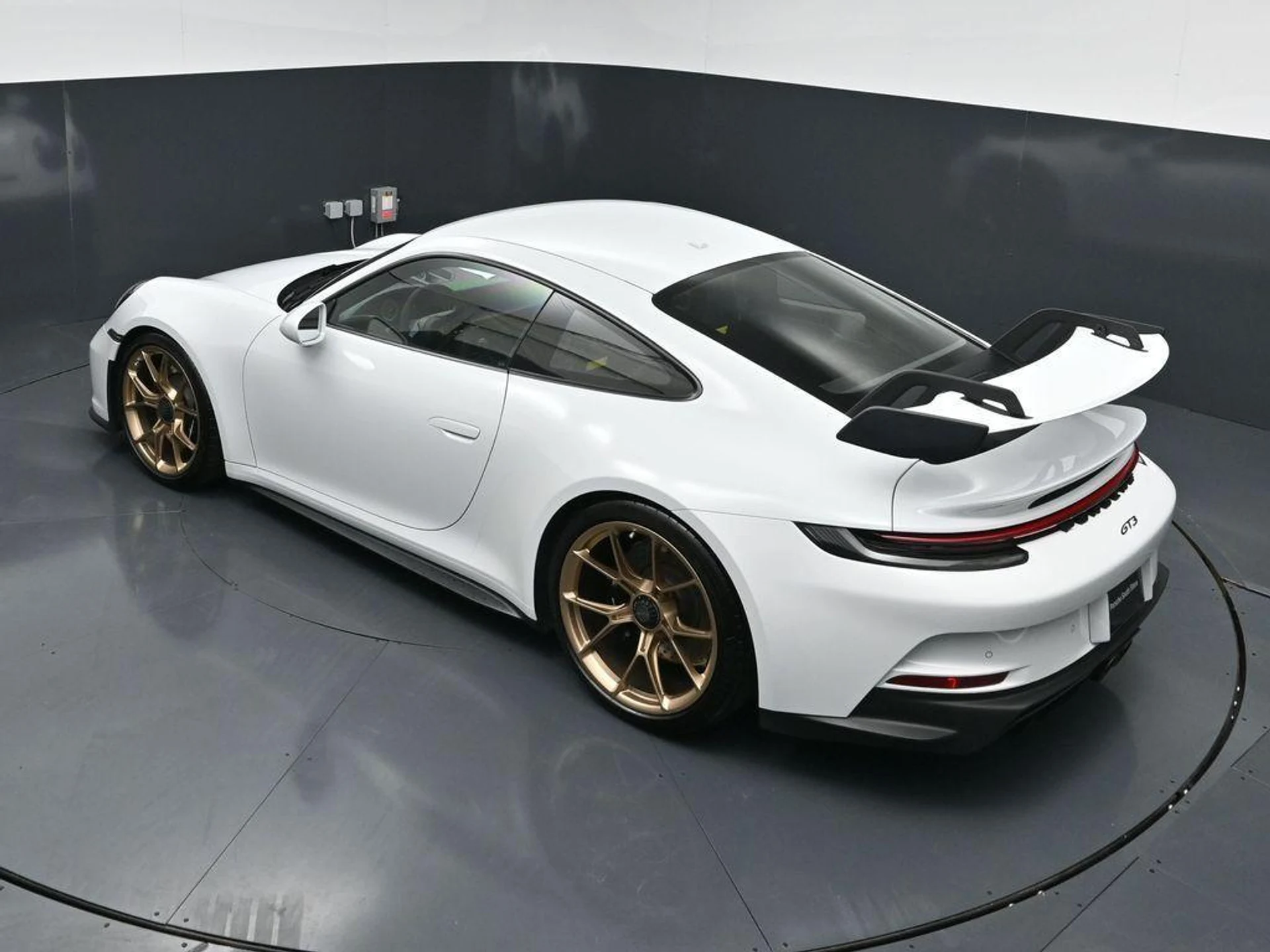 mph014_2968728082_a3sq_GG_P76_CXL_Lc_Jtv9d_Ce_Sa_O_Ic_2a1174d0f5