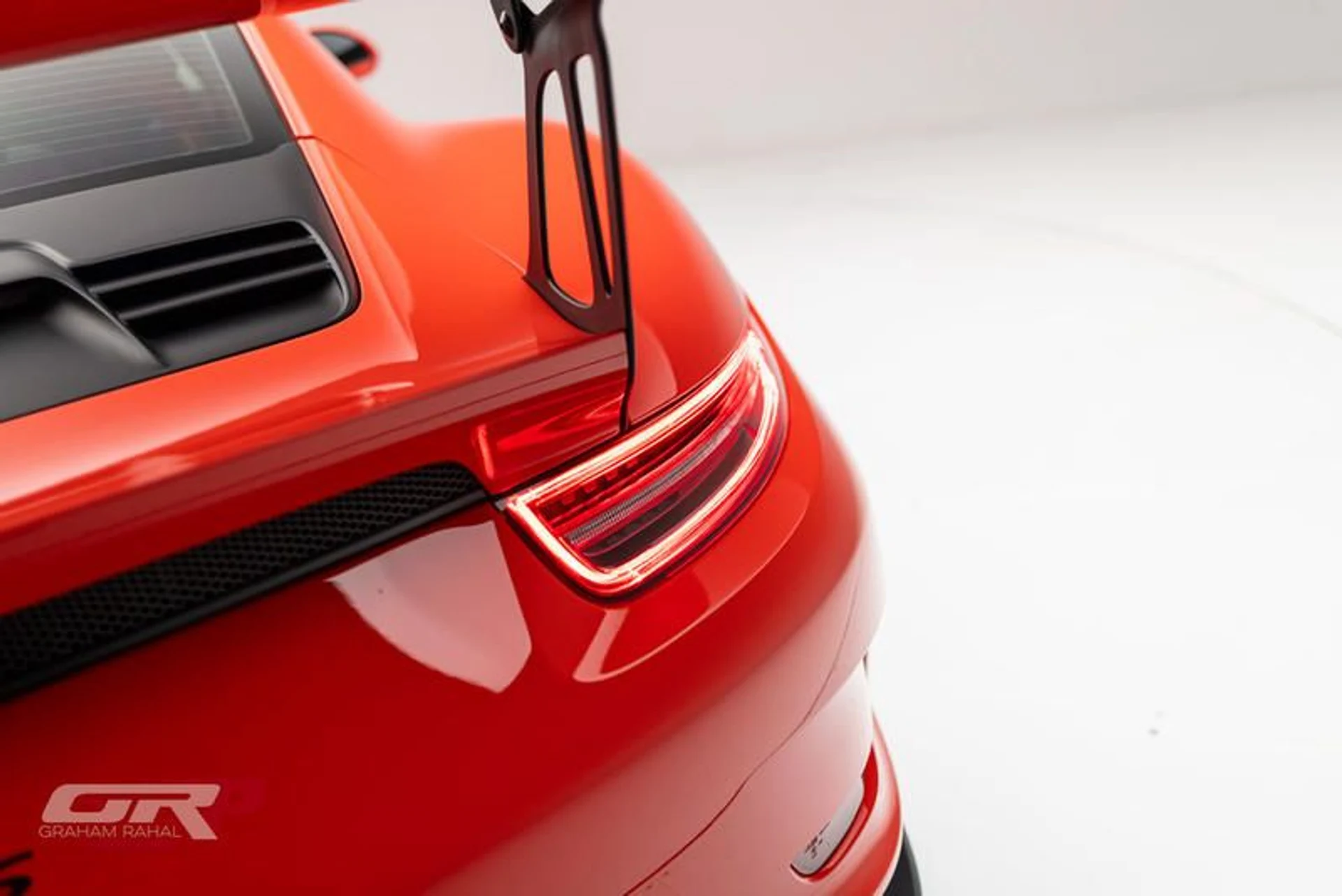 mph014_2974836332_9744_F629_CBC_6_4_A86_9_FF_9_8884_D0_A85_A72_3a1979d4d4