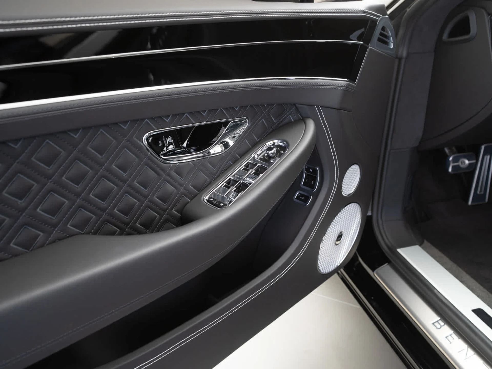 mph014_2976415032_8afd9cb47d1573bb7b9b8901a72cf71dx_a9f13a326d