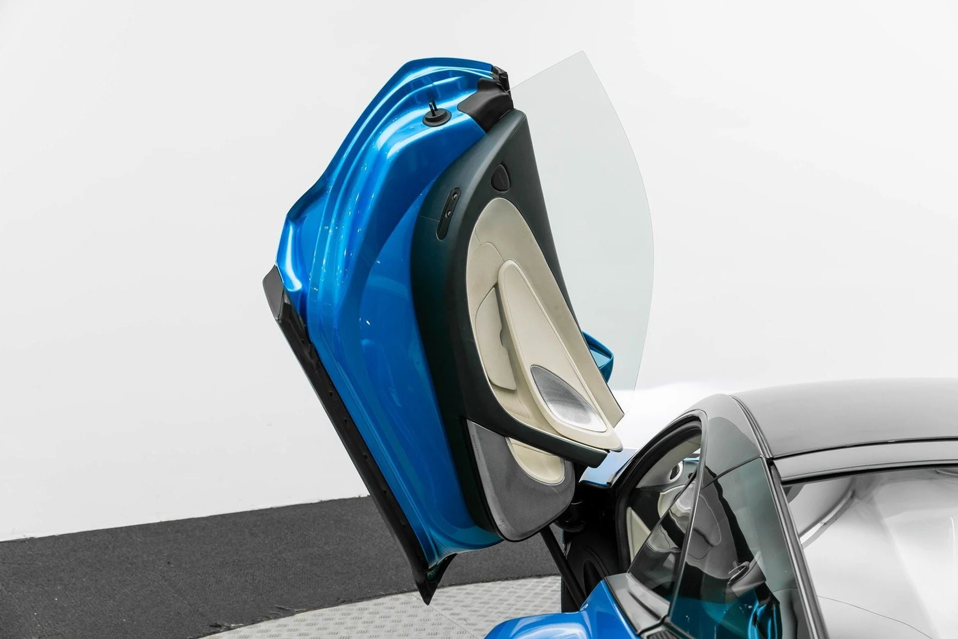 mph014_297665599_15_e3be428530