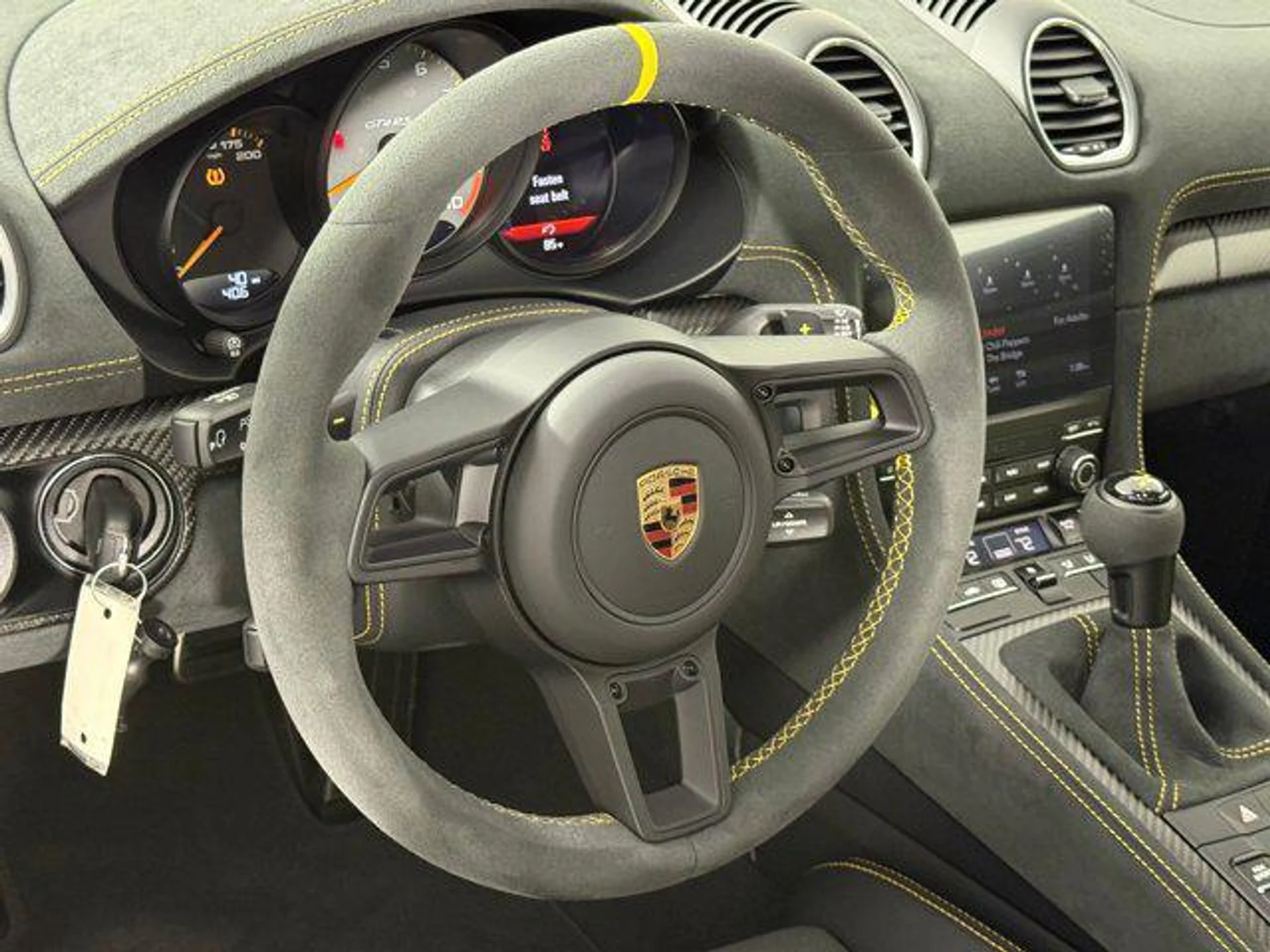 mph014_2978766673_mys_YF_5_P52wcs4_L79_M4_R_Ab_CZ_40gc_65ca466d85