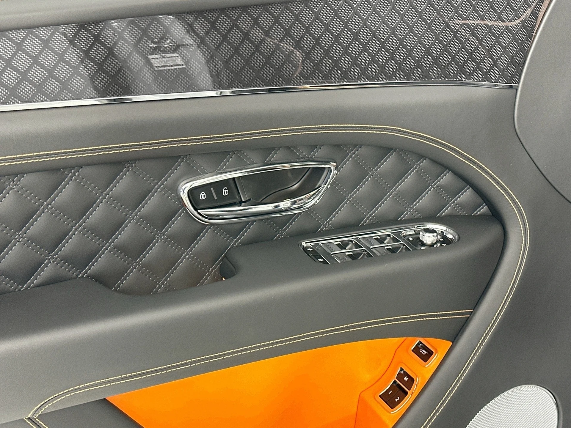 mph014_2990569333_15_7963e4ebcf