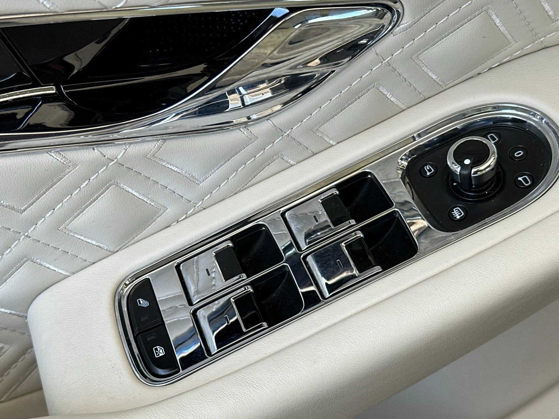 mph014_30116552_Used_2020_Bentley_Continental_GT_V8_1760603732_5f12ce907d
