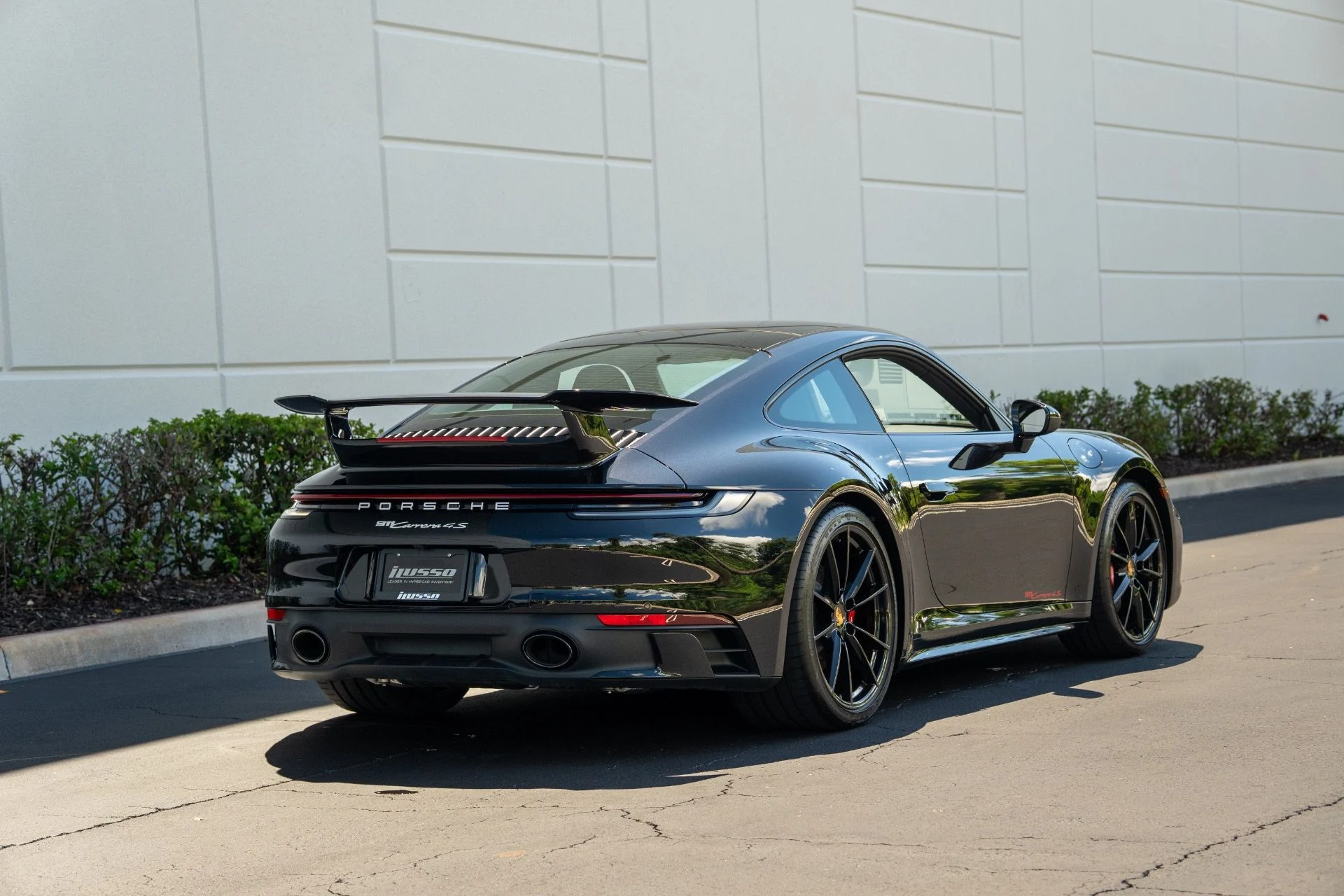 mph014_3017533527_Used_2024_Porsche_911_Carrera_4_S_1758921760_f3451daace