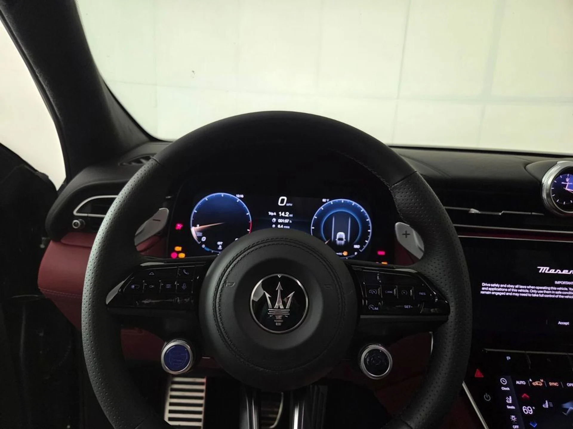 mph014_3023169481_19c3d0b5a893da33066b145f6cf02005_33cb00715b