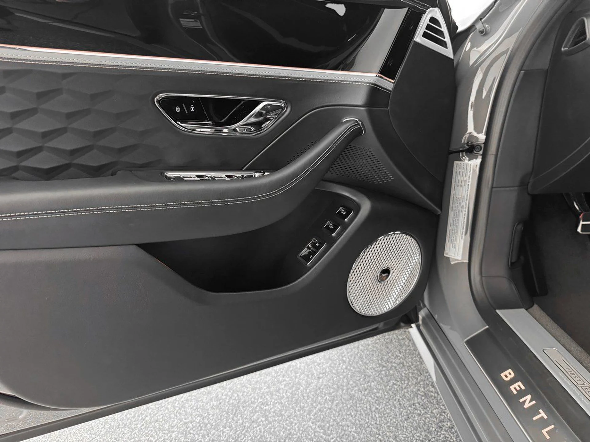 mph014_3039165418_1d6a40cf7d23d1a15b43f8e58adde843x_9a59da089b