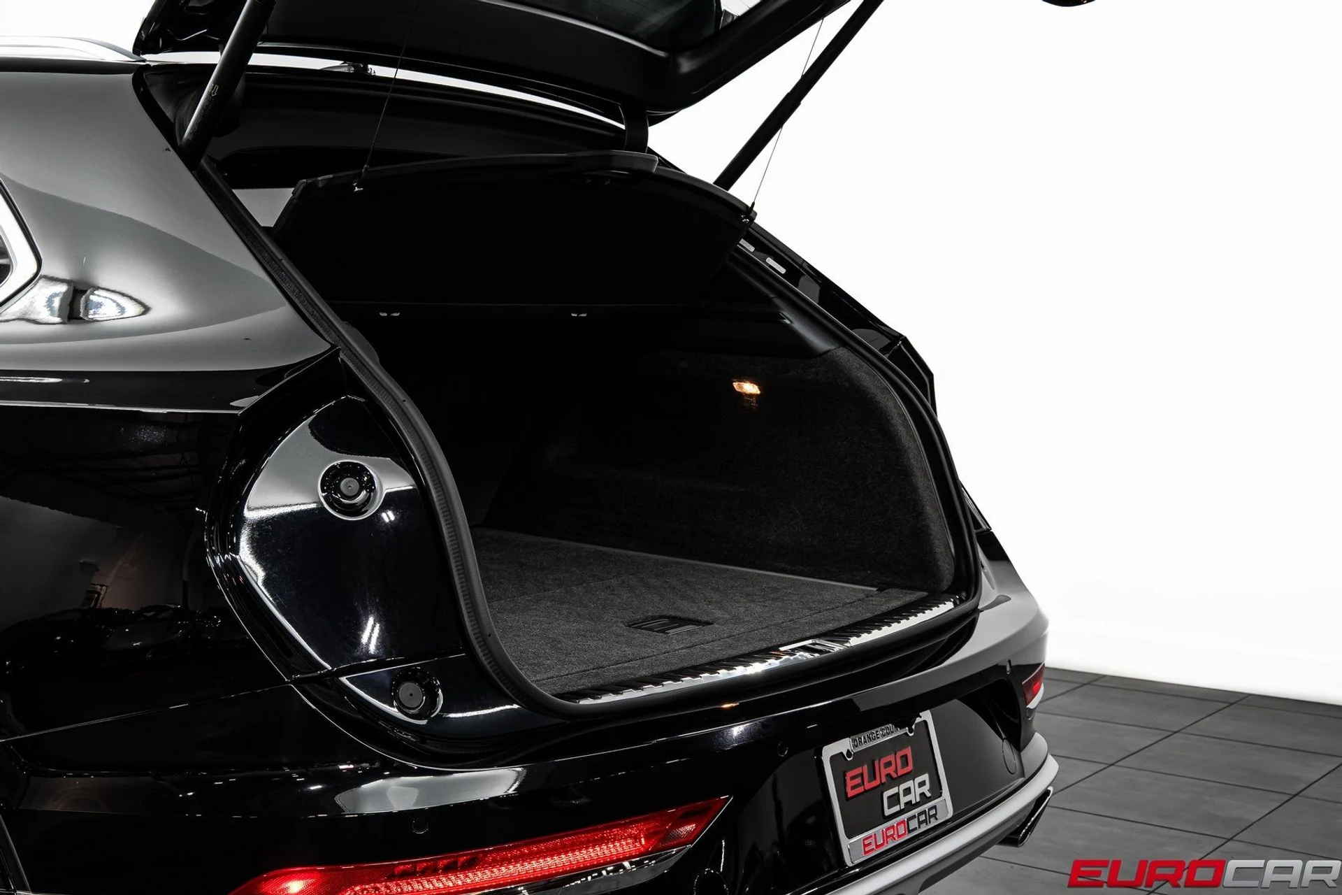 mph014_3039363058_image_15_b2583f09f6