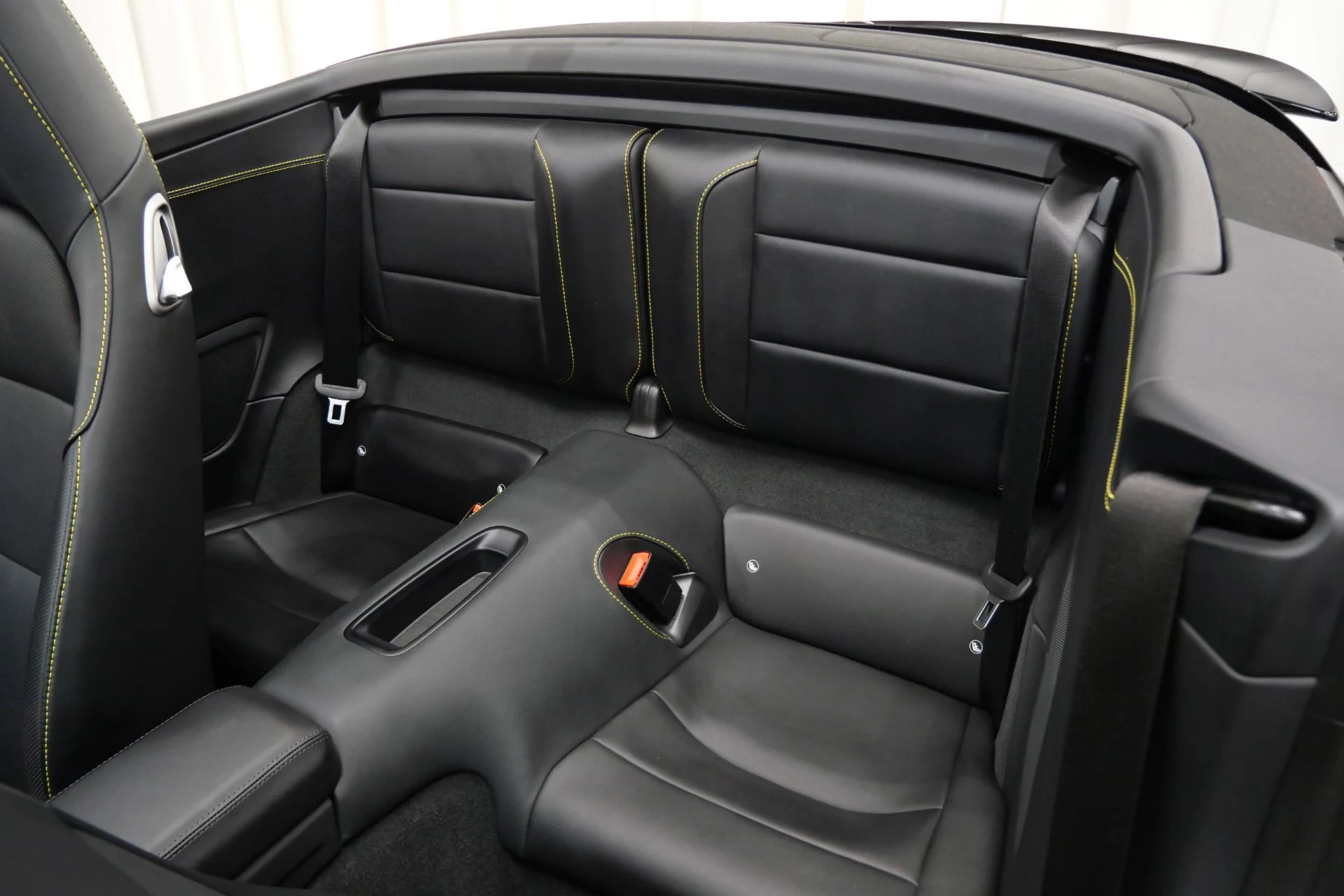 mph014_30434325_Used_2019_Porsche_911_Turbo_S_Cabriolet_1756135575_e1efb94bed